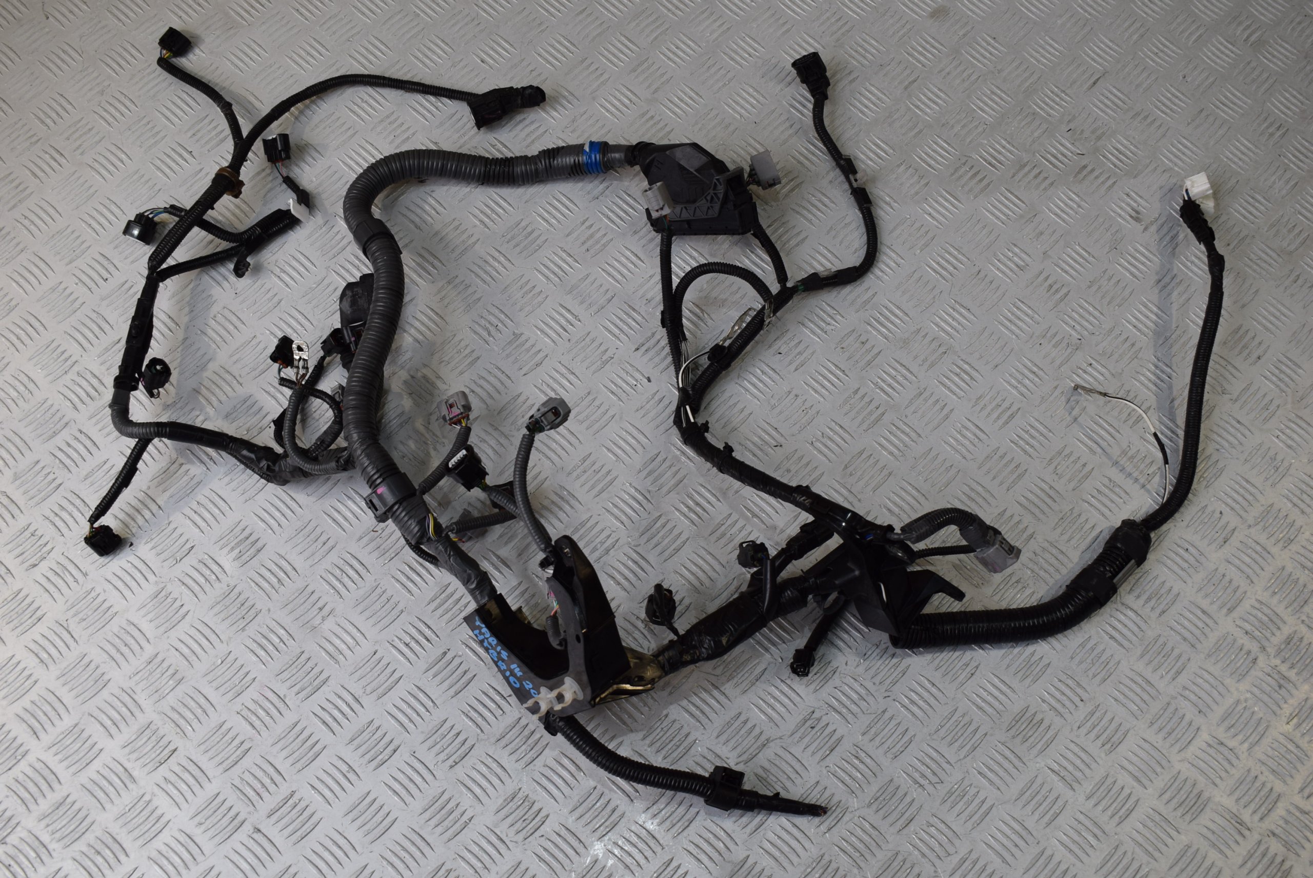 ДЖГУТ ПРОВОДІВ ДВИГУНА YARIS III LIFT