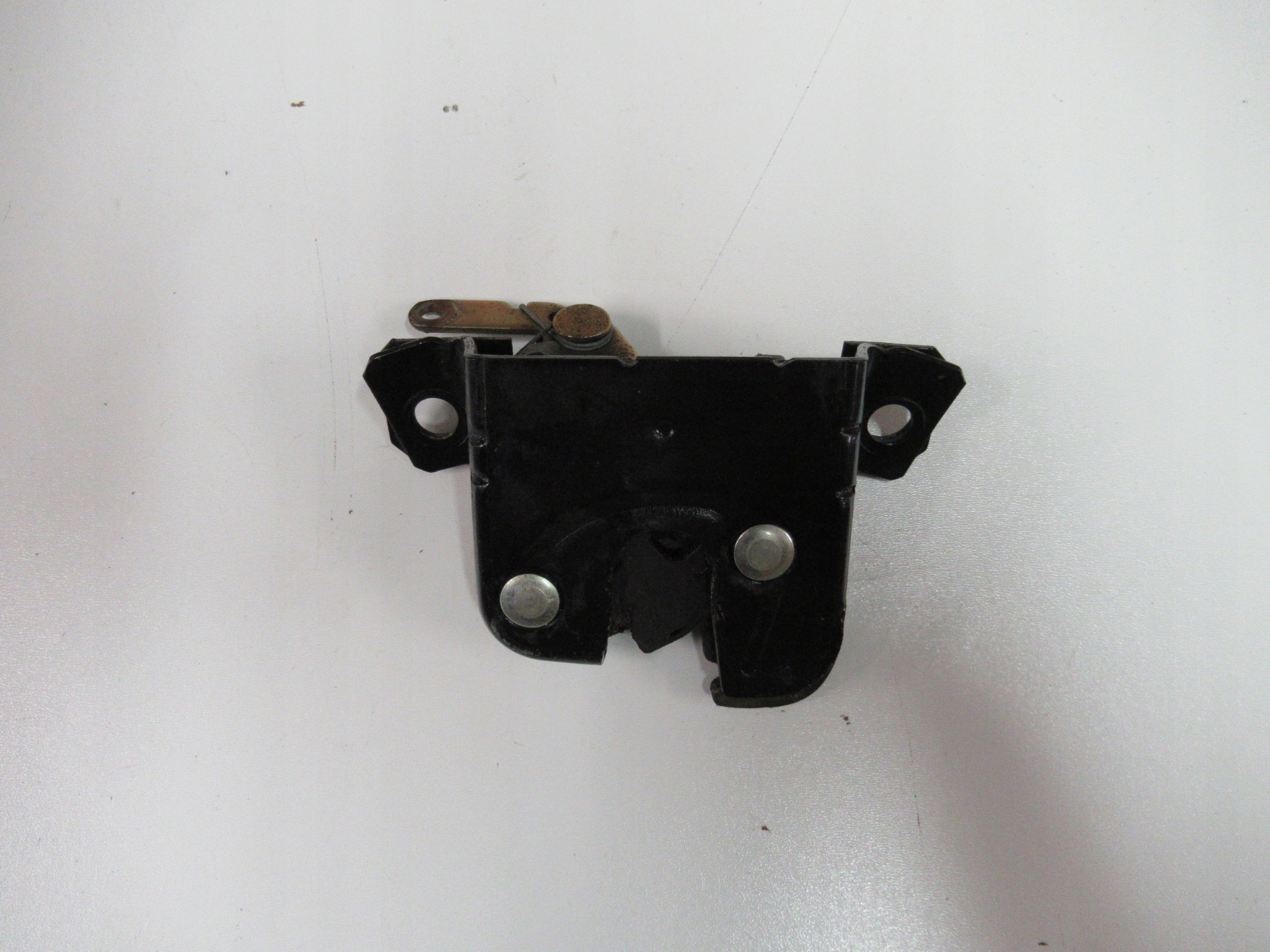 ZAMEK KLAPY BAGAŻNIKA VW T5 7H