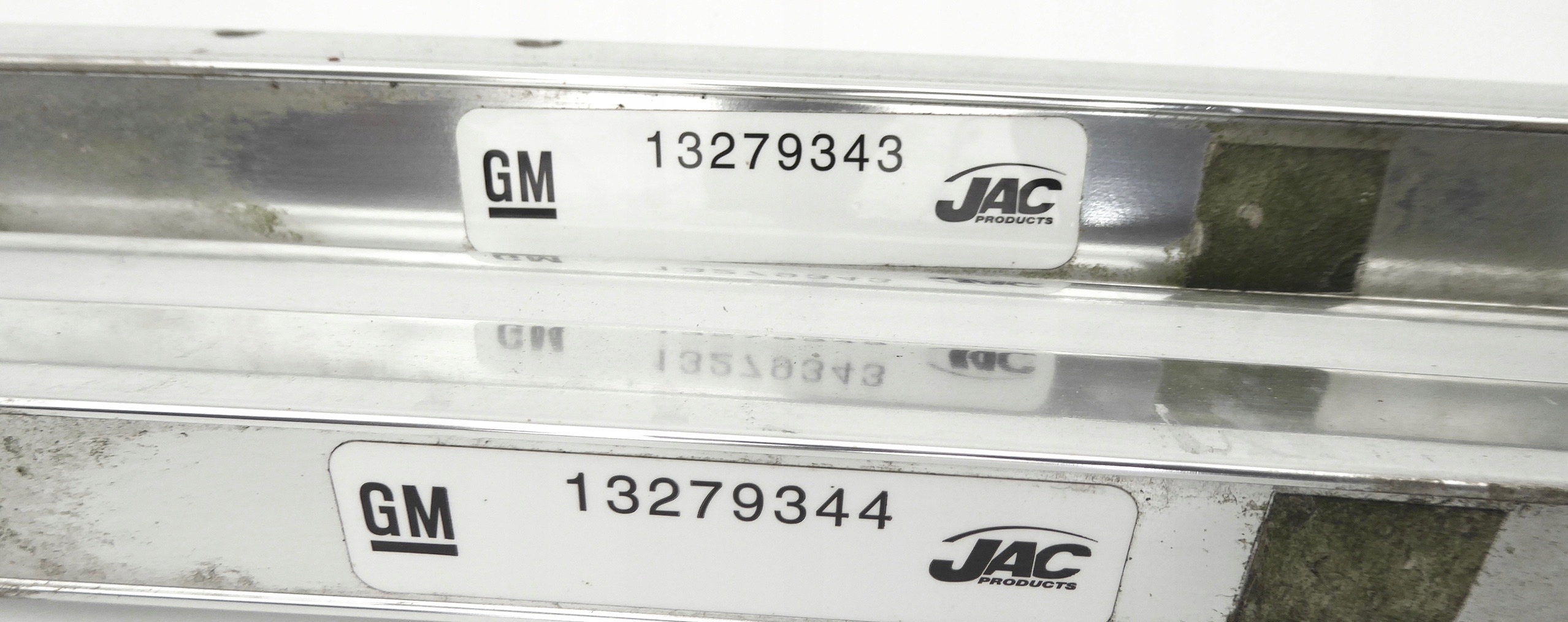 RELINGI DACHOWE SATYNA CHROM OPEL ZAFIRA C TOURER Color silver