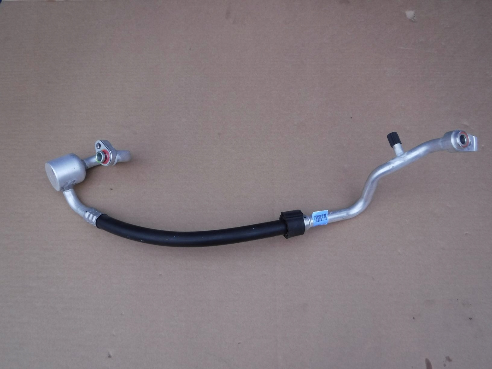 DV61-19N602-JB - Кабель кондиціонера FORD Kuga MK2 ESCAPE 2.5 ben