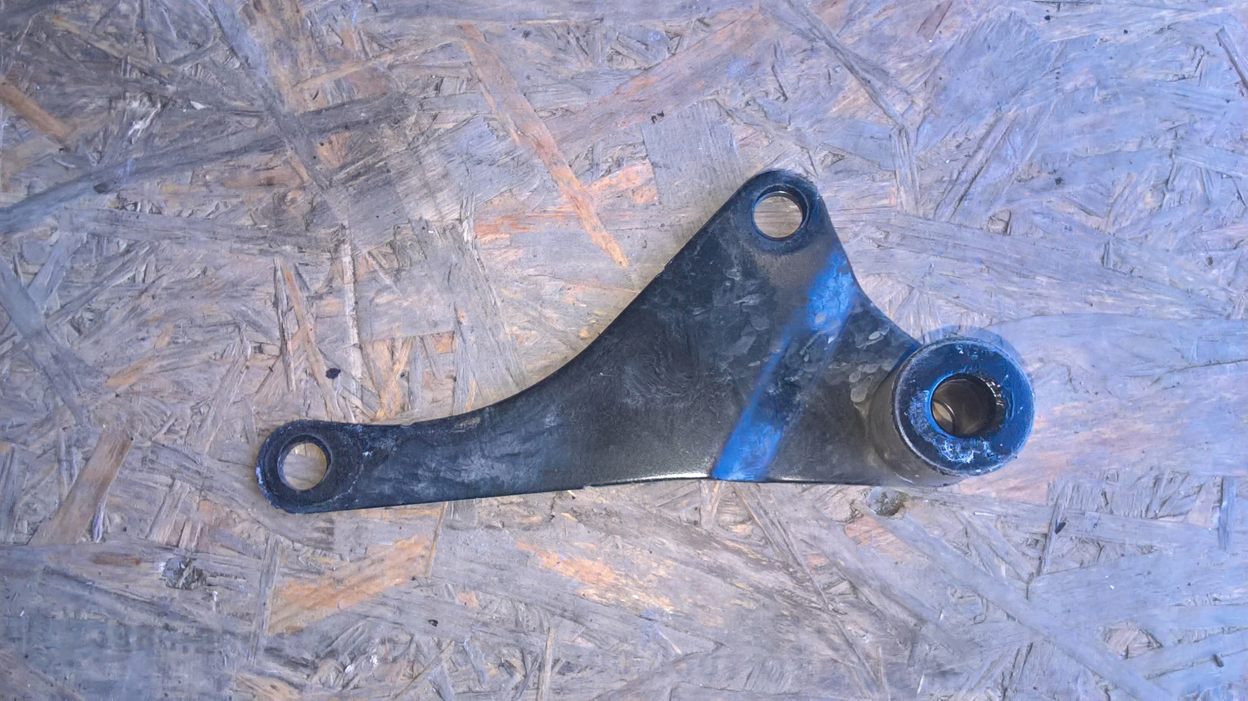 FORD MONDEO MK5 крепление кронштейн