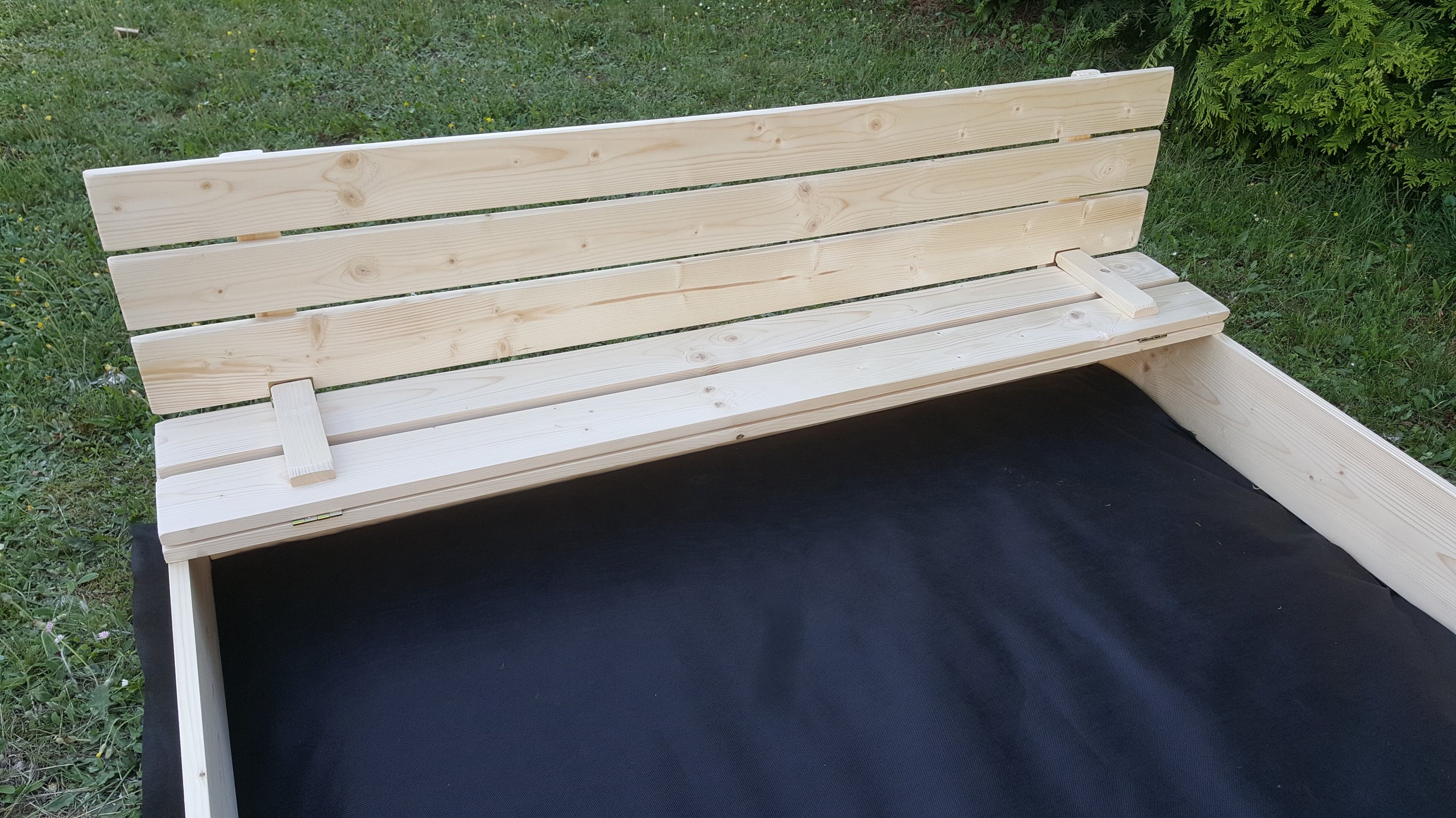 Piaskownica 150x150 ławeczki + stolik +GRATIS Wysokość 20 cm