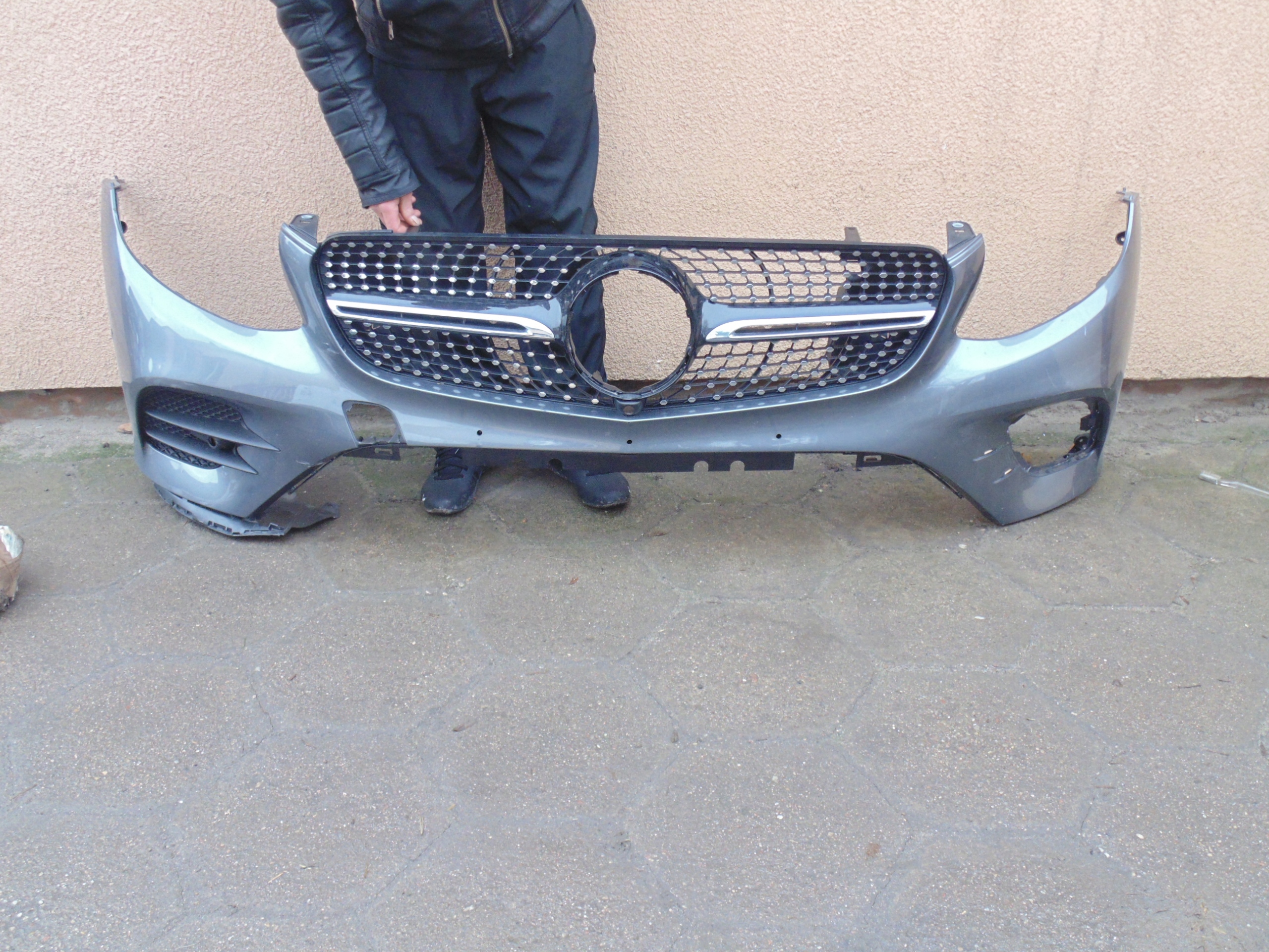 Zderzak grill Mercedes GLC AMG diament WZMOCNIENIE