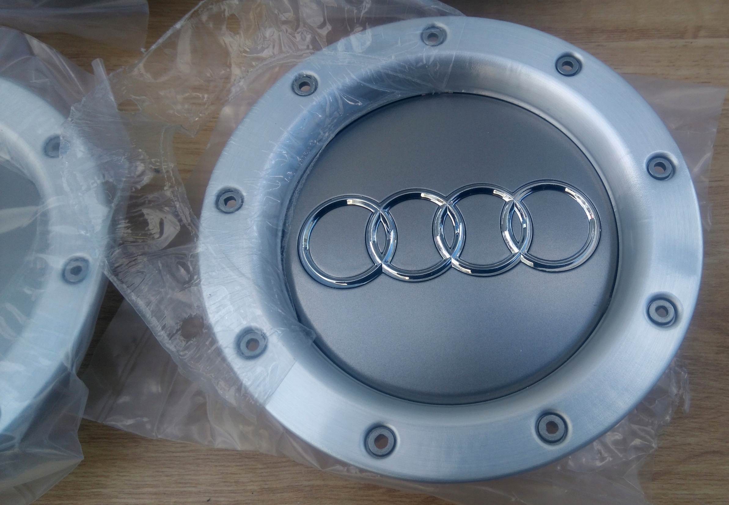 Nowy Dekielek dekle AUDI S-LINE 8D0601165K 146mm Producent Audi