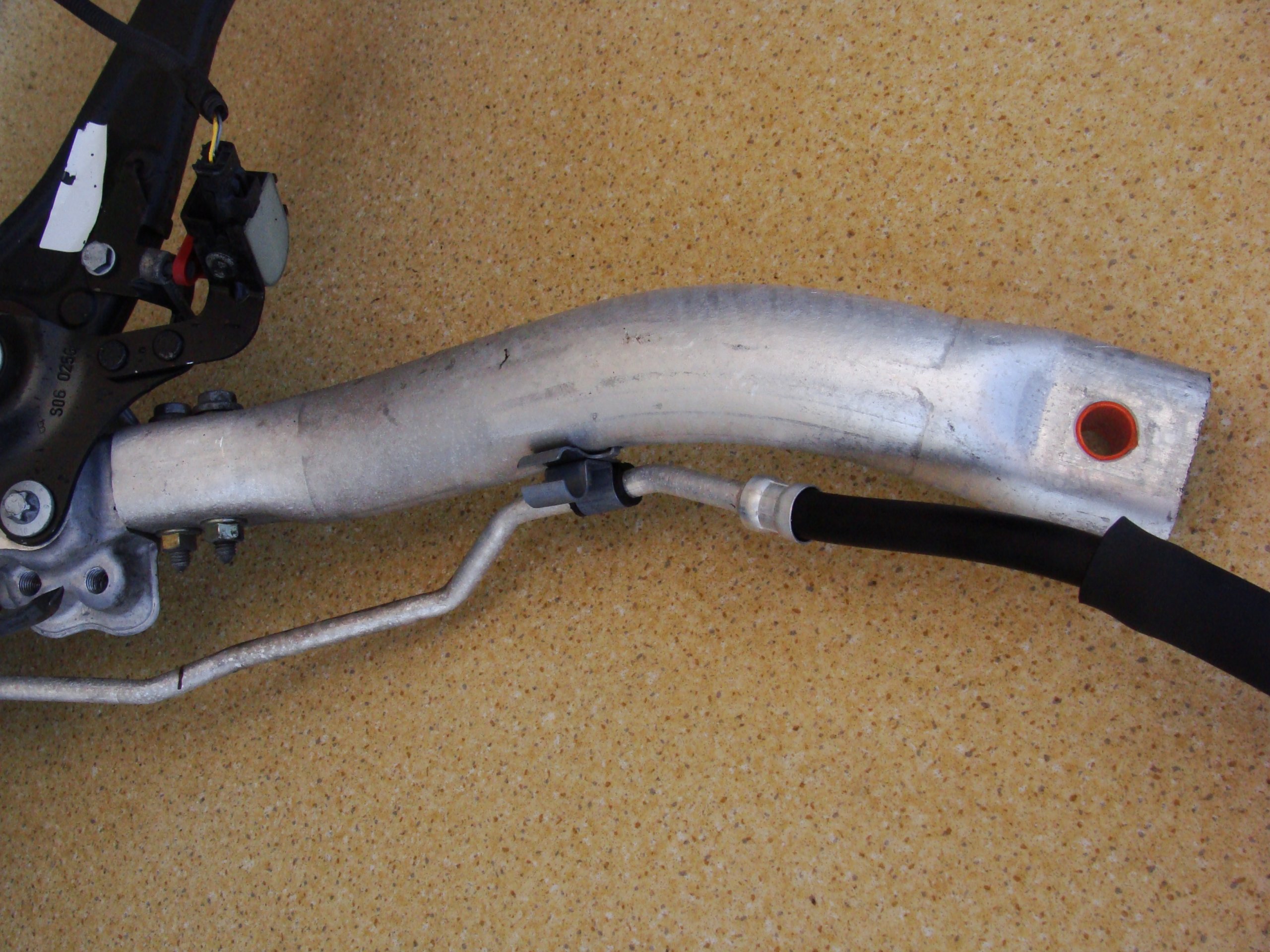 STREFA ZGNIOTU LEWA PEUGEOT 407 2 7 HDI COUPE
