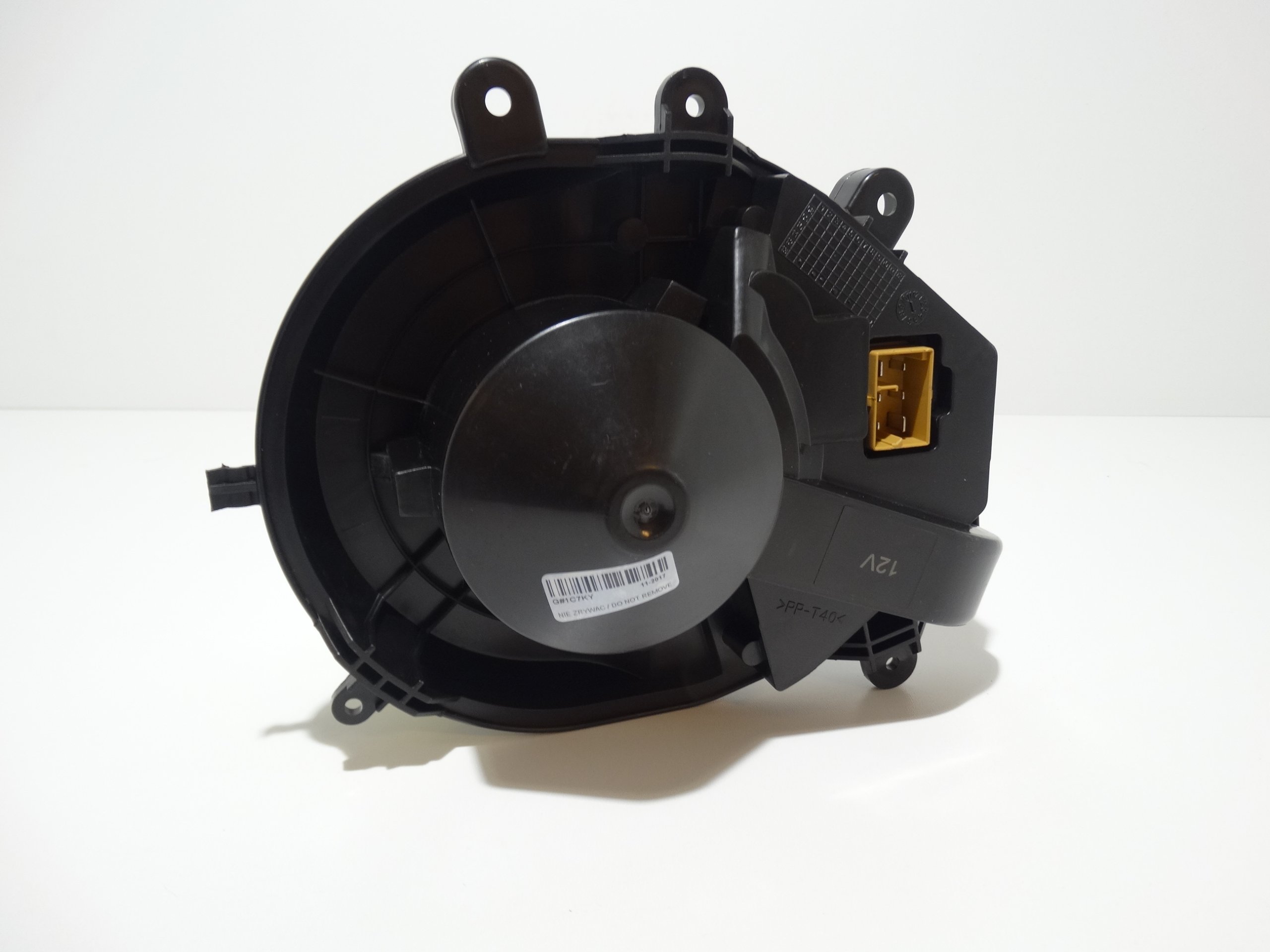 WENTYLATOR DMUCHAWA AUDI A4 B5 CLIMATRONIC NOWY Producent części RD