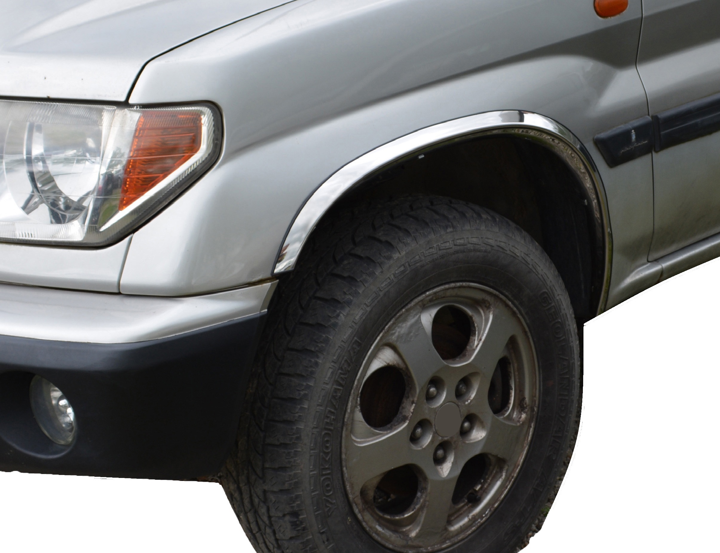 

Nakładki na błotnik Opel Frontera 1991-1998 Listwy