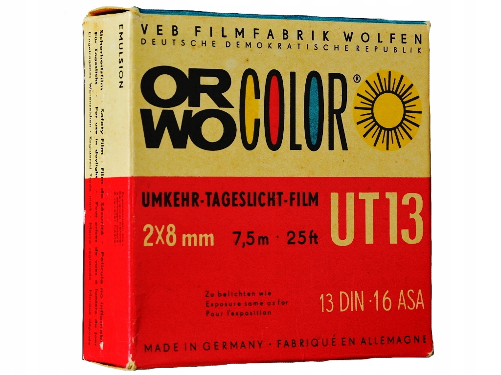 Volanie farebného filmu z fotoaparátu 2x8mm. DS8