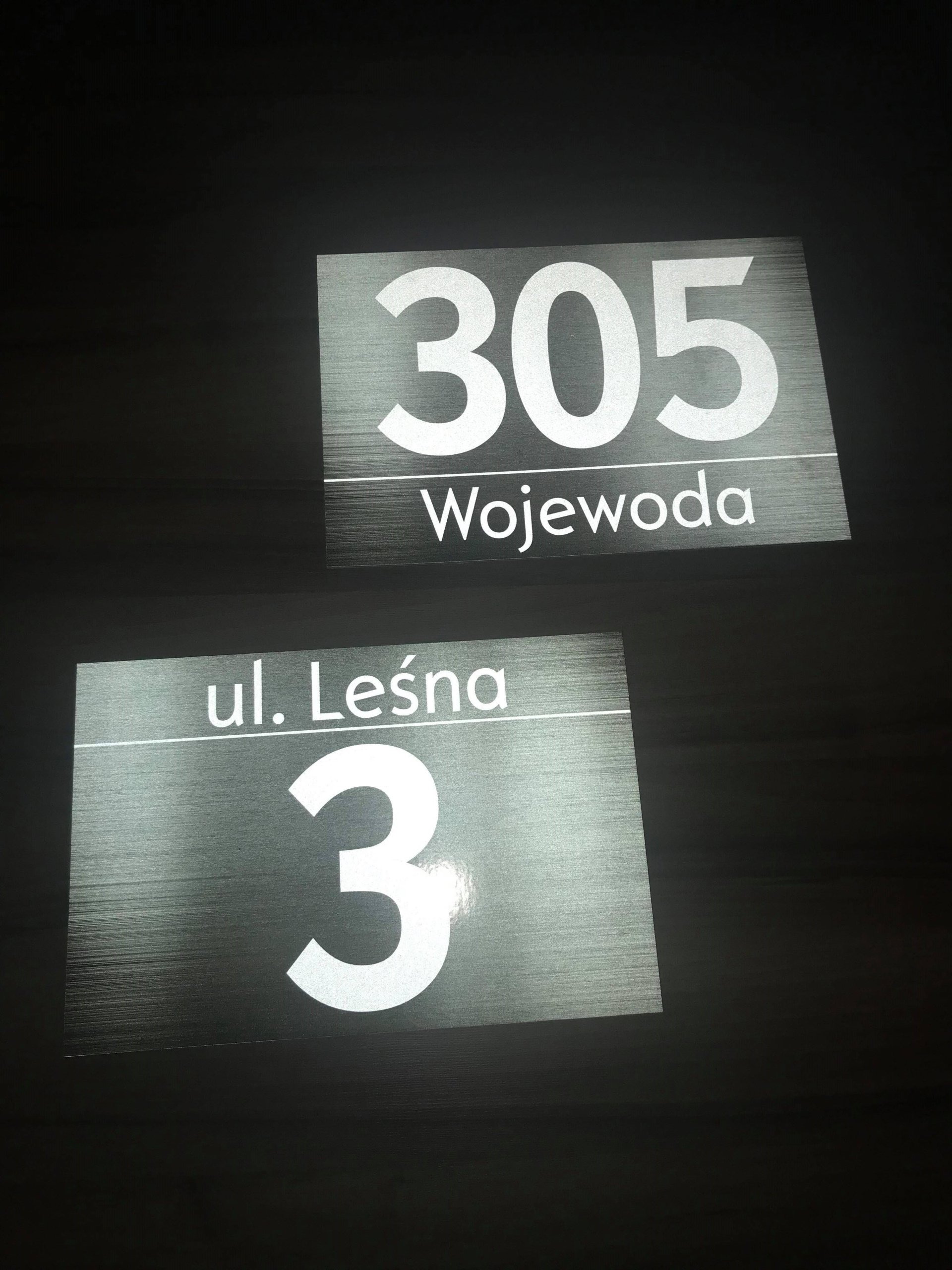 TABLICZKA ODBLASKOWA NUMER DOMU ADRES 30x20 cm Marka brak