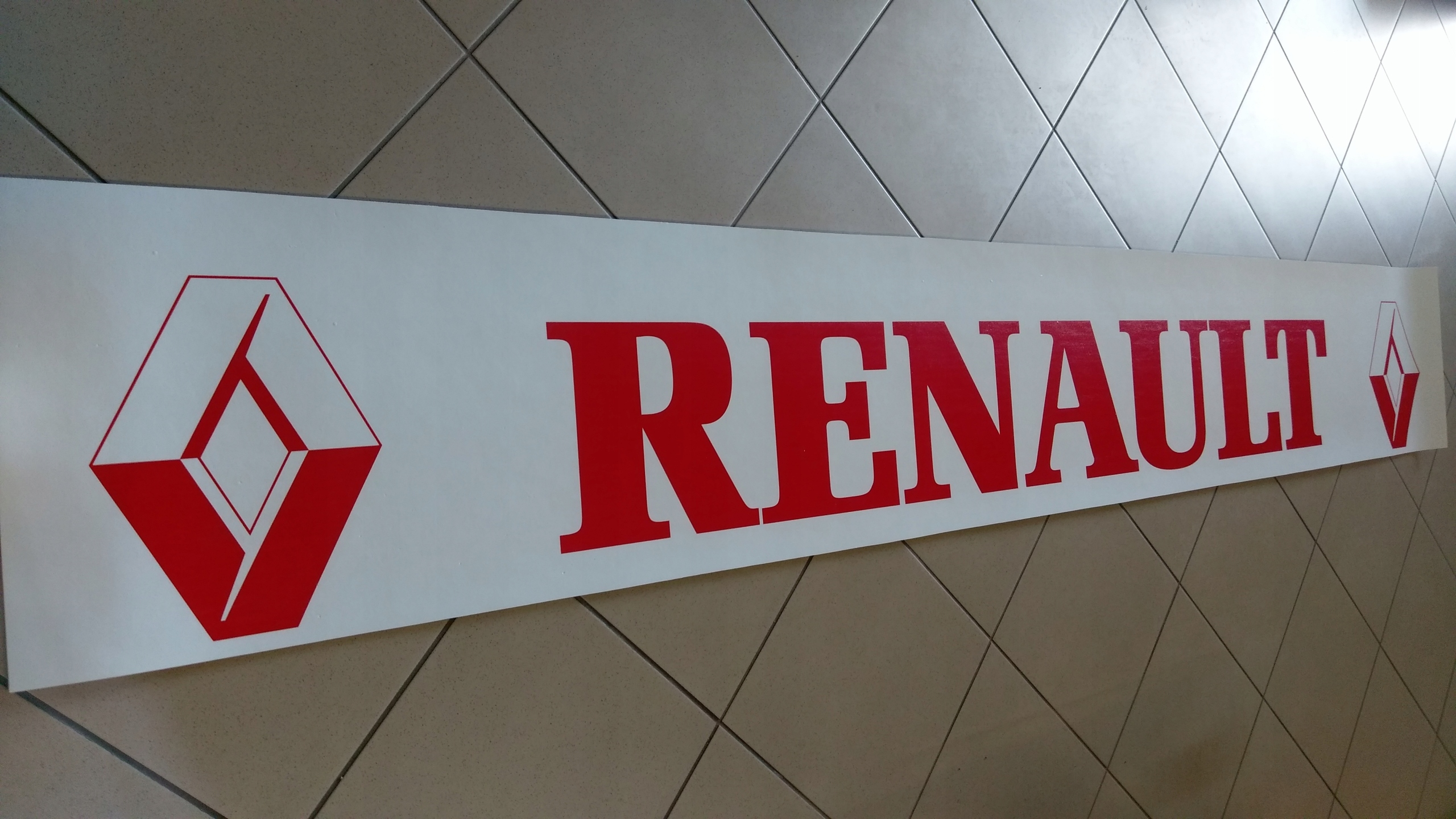 Chlapacz fartuch naczepy przyczepy RENAULT bialy Producer GP