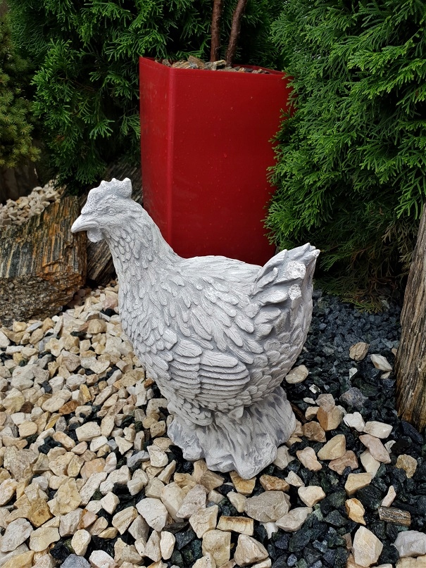 FIGURKA BETONOWA - KURA MODEL III Producent inna