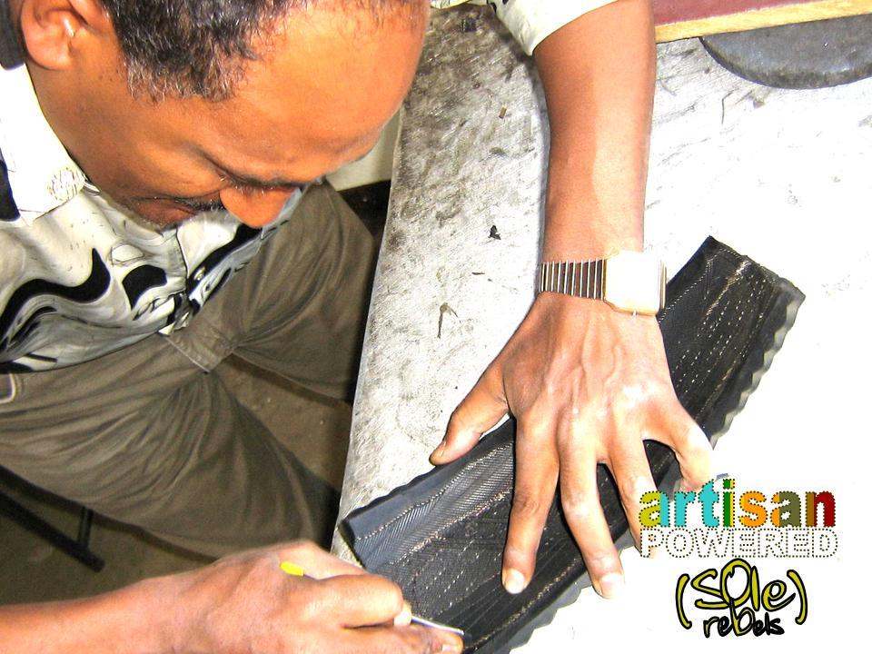 SOLEREBELS EKO KLAPKI JAPONKI FAIR TRADE r. 41 Wzór dominujący bez wzoru