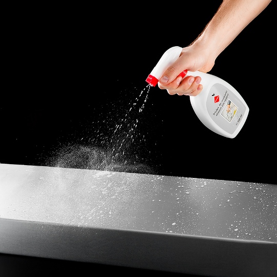 ŚRODEK DO USUWANIA PTASICH ODCHODÓW KOLCE NA PTAKI Marka JACOPIC