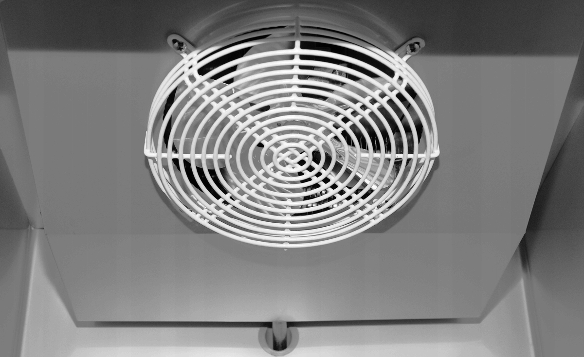 ZAMRAŻARKA GASTRONOMICZNA 600L GN2/1 ZAMEK YATO Model YG-05216