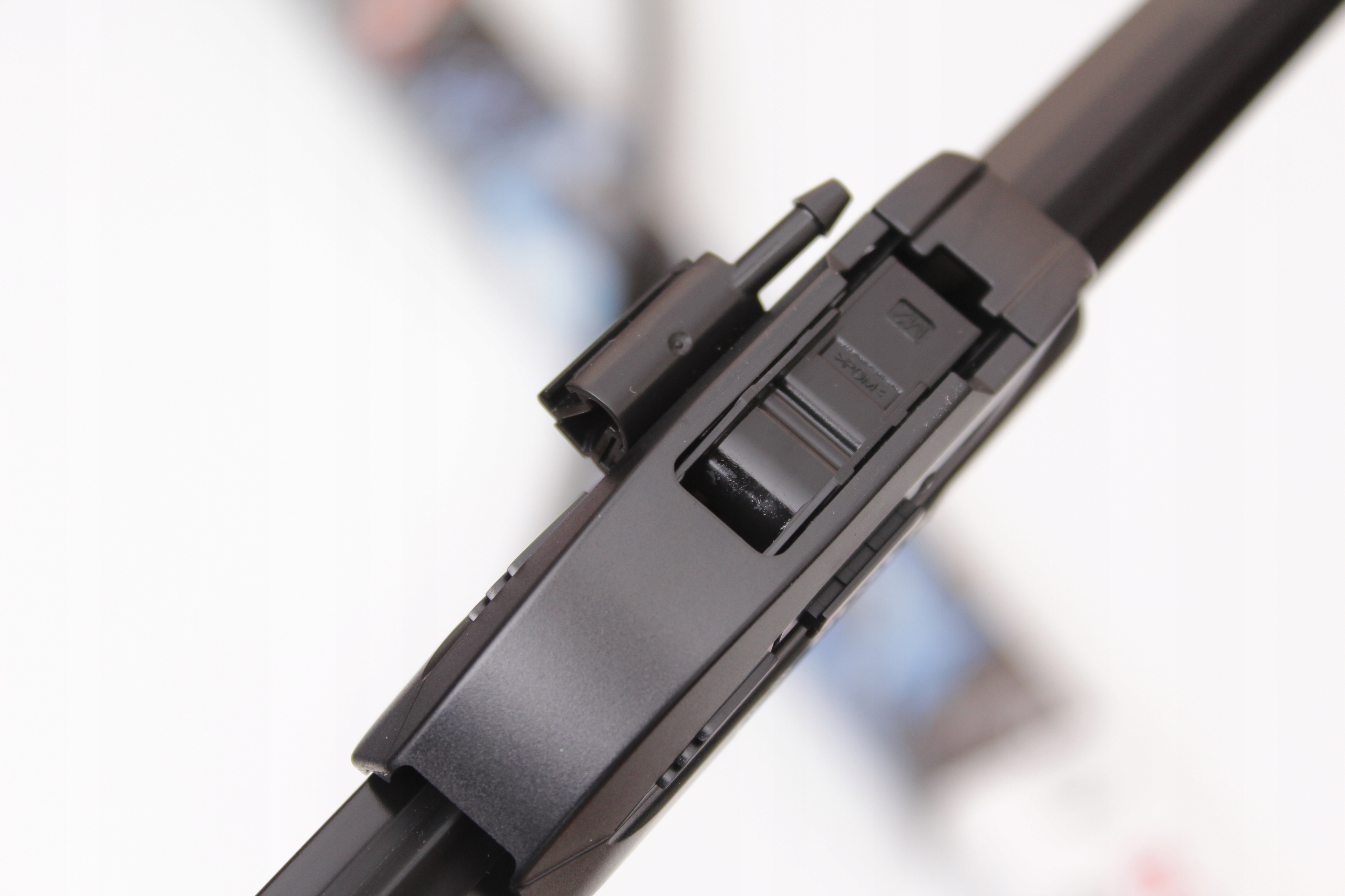 WYCIERACZKI BOSCH PRZÓD+TYŁ RENAULT Avantime DYSZE Pióro kierowcy 650 mm