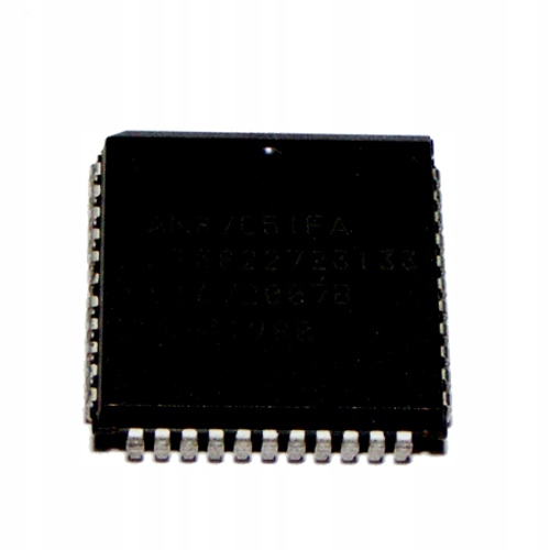 

Układ PEB2054NV1.0 Time slot assigner PLCC44