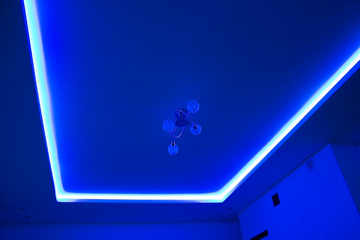 Taśma LED RGB 5050 5m IP20 + pilot IR ZESTAW Napięcie (V) 12V DC