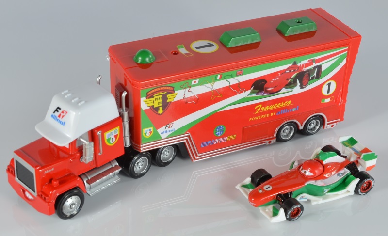 MATTEL CARS AUTA FRANCESCO PALTEGUMMI no.1 BERNOULLI 1:55 z PL Marka Disney