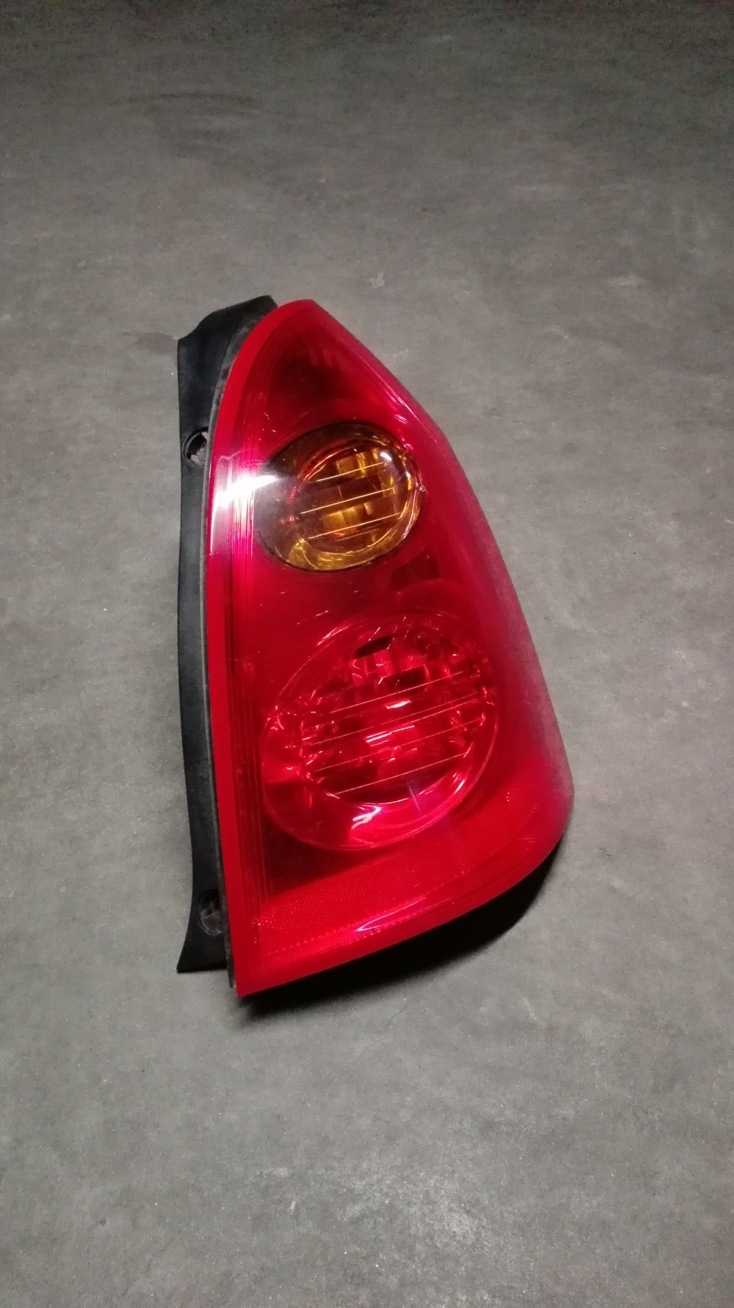 Lampa prawa tył Nissan Primera P12 Kombi 7045985415