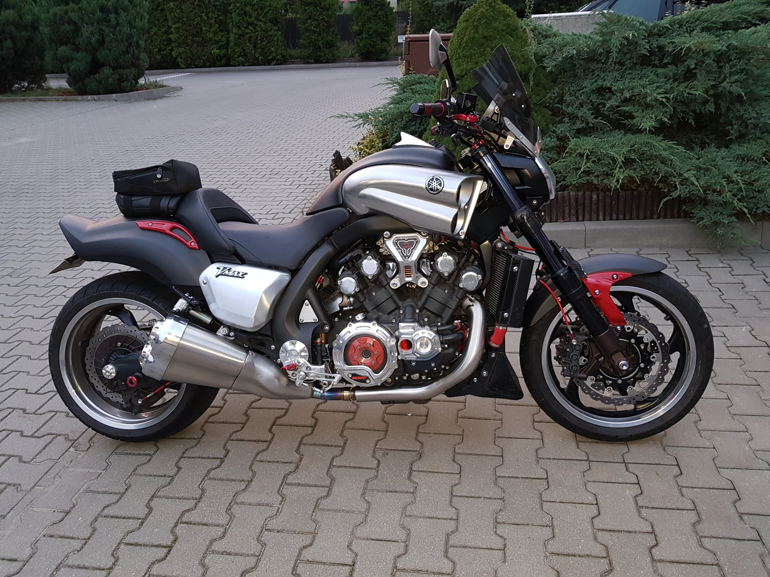 Yamaha 1700 V Max