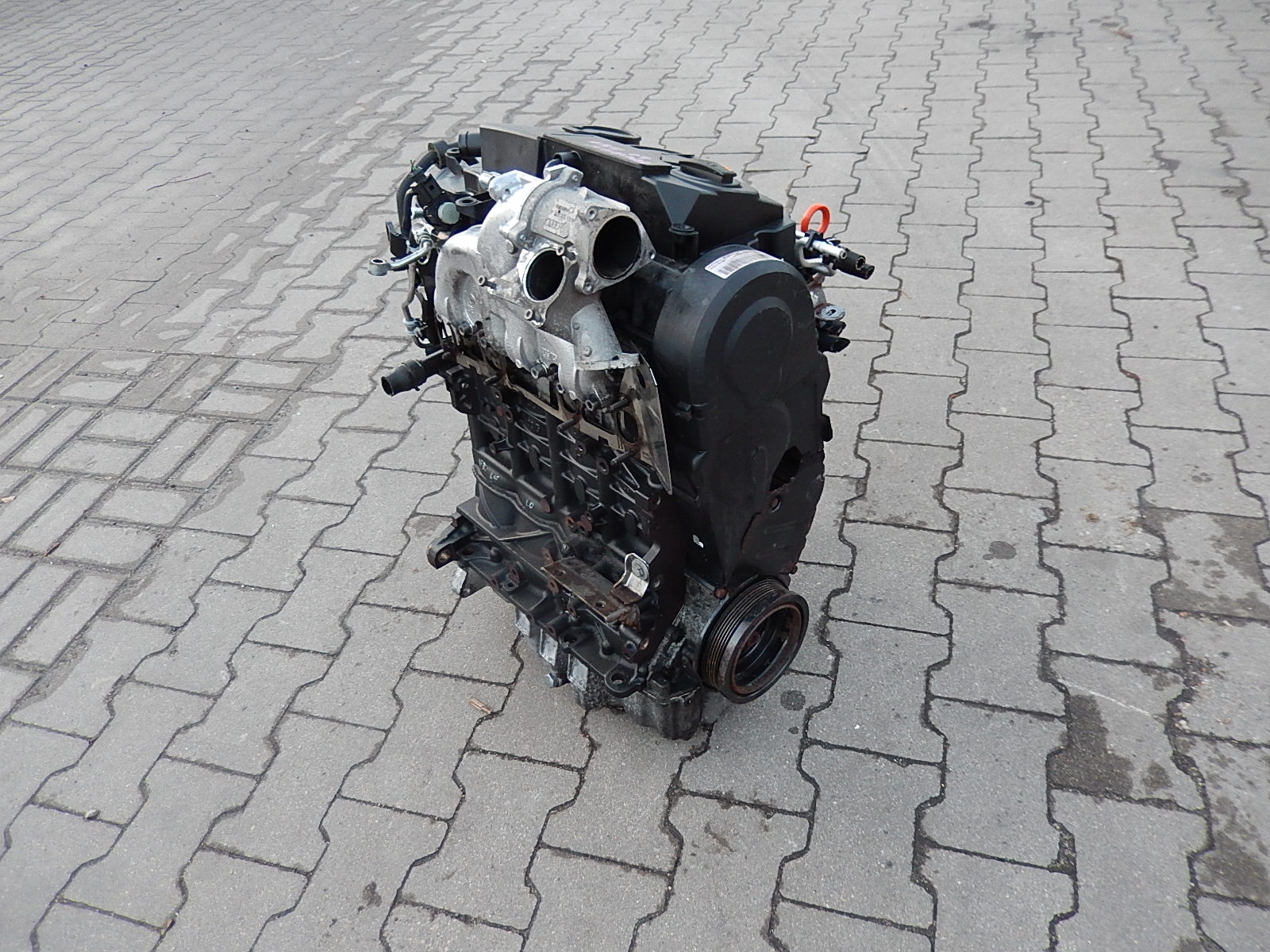 Silnik VW Touran Passat B6 2.0 TDI BMM BMP 140KM