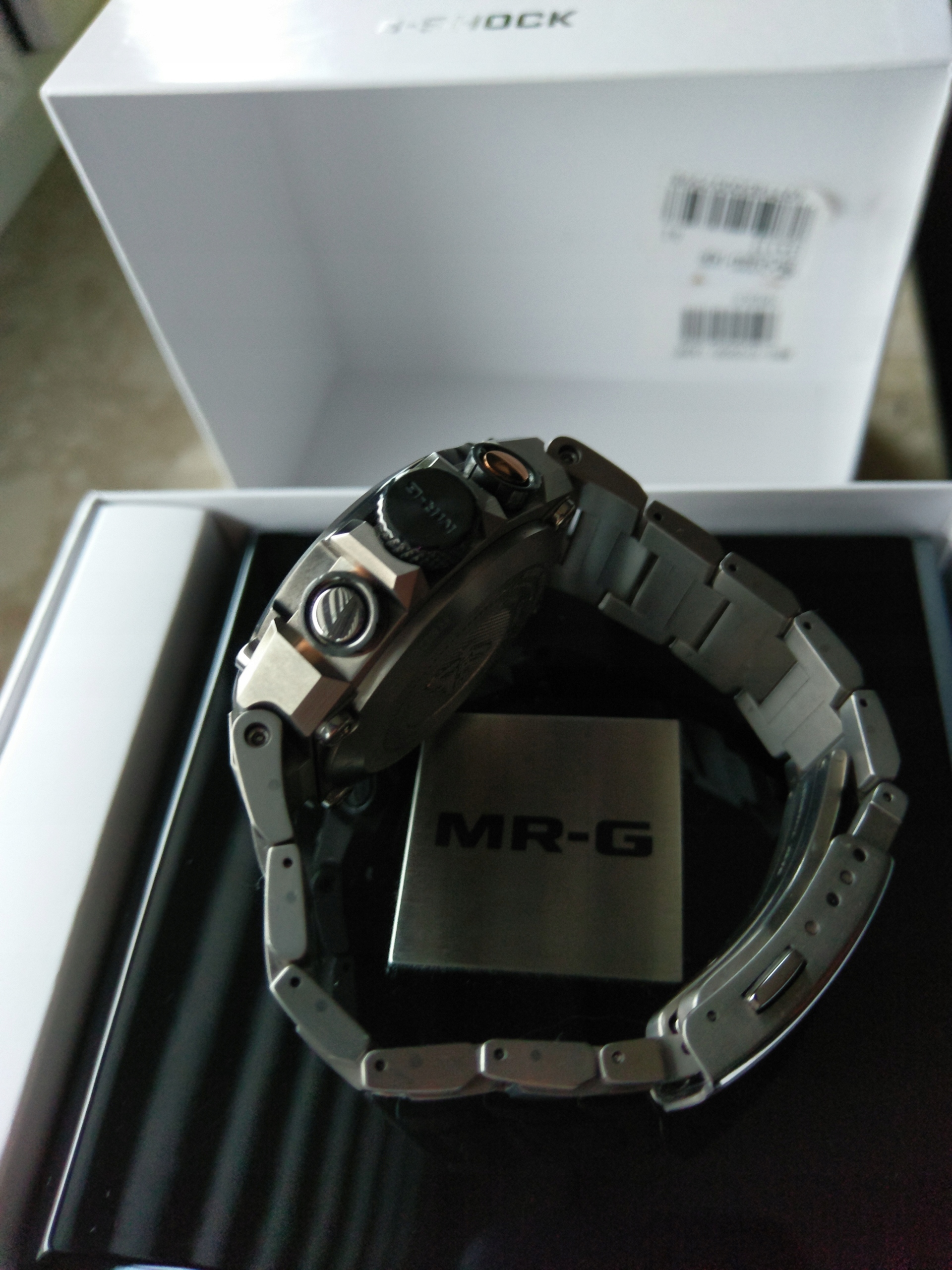 g shock mrg g1000 titanium