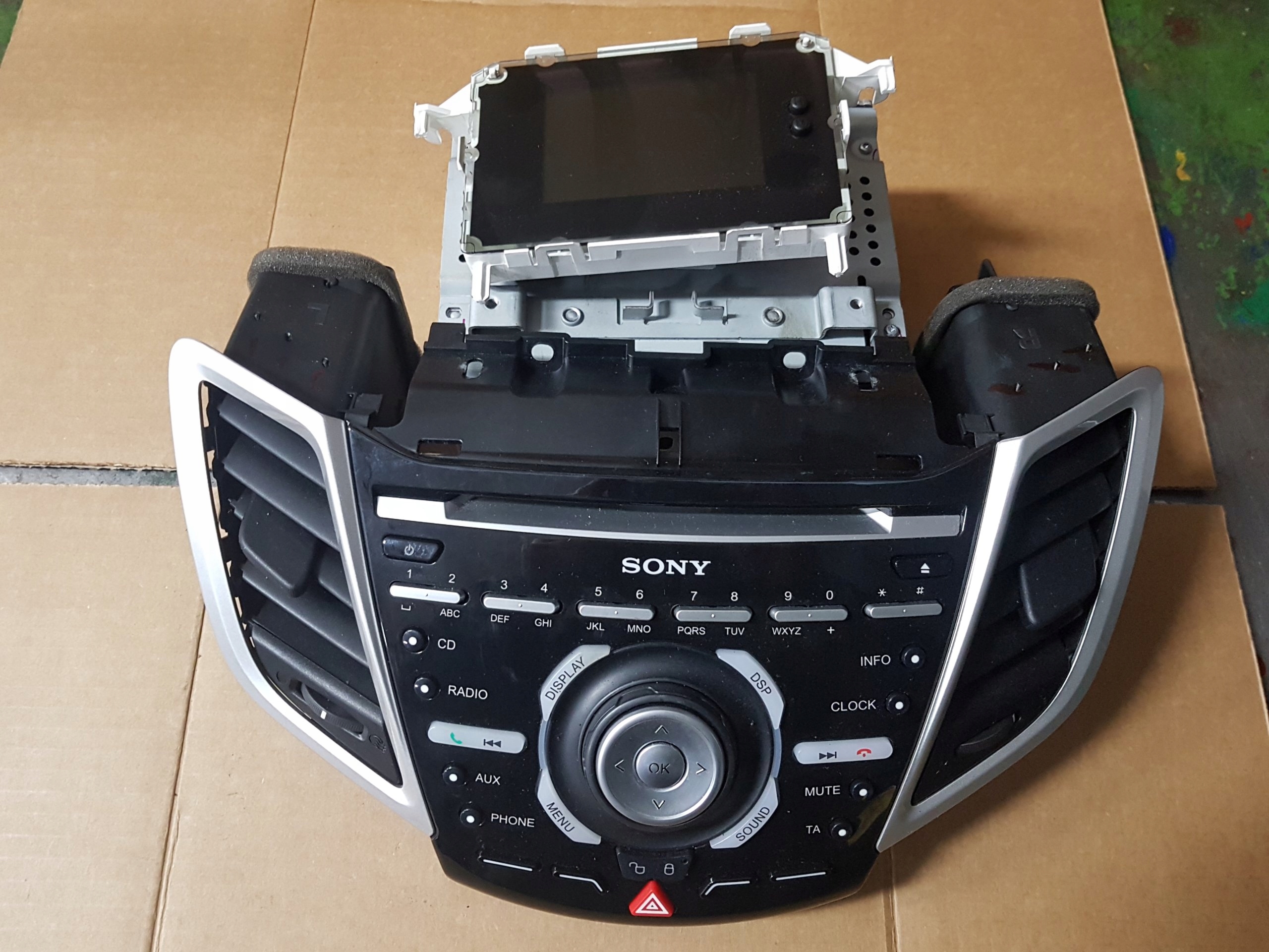 FORD FIESTA MK7 RADIO SONY CD WYŚWIETLACZ 7387351886