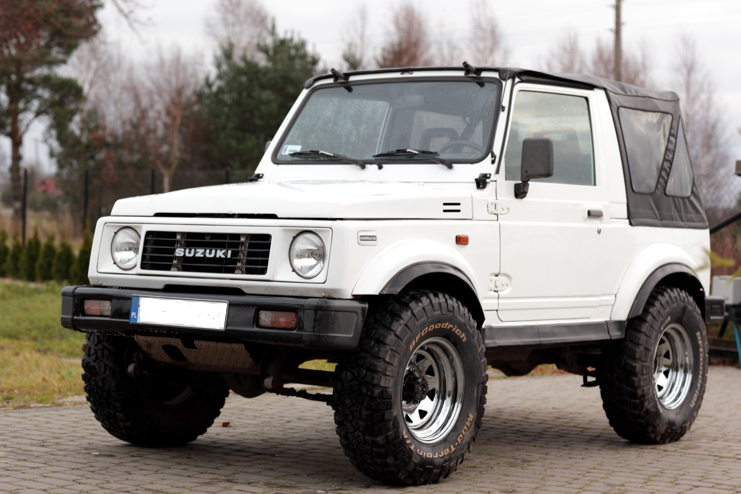 Suzuki Samurai, Samuraj Biały, Super auto 7137773356