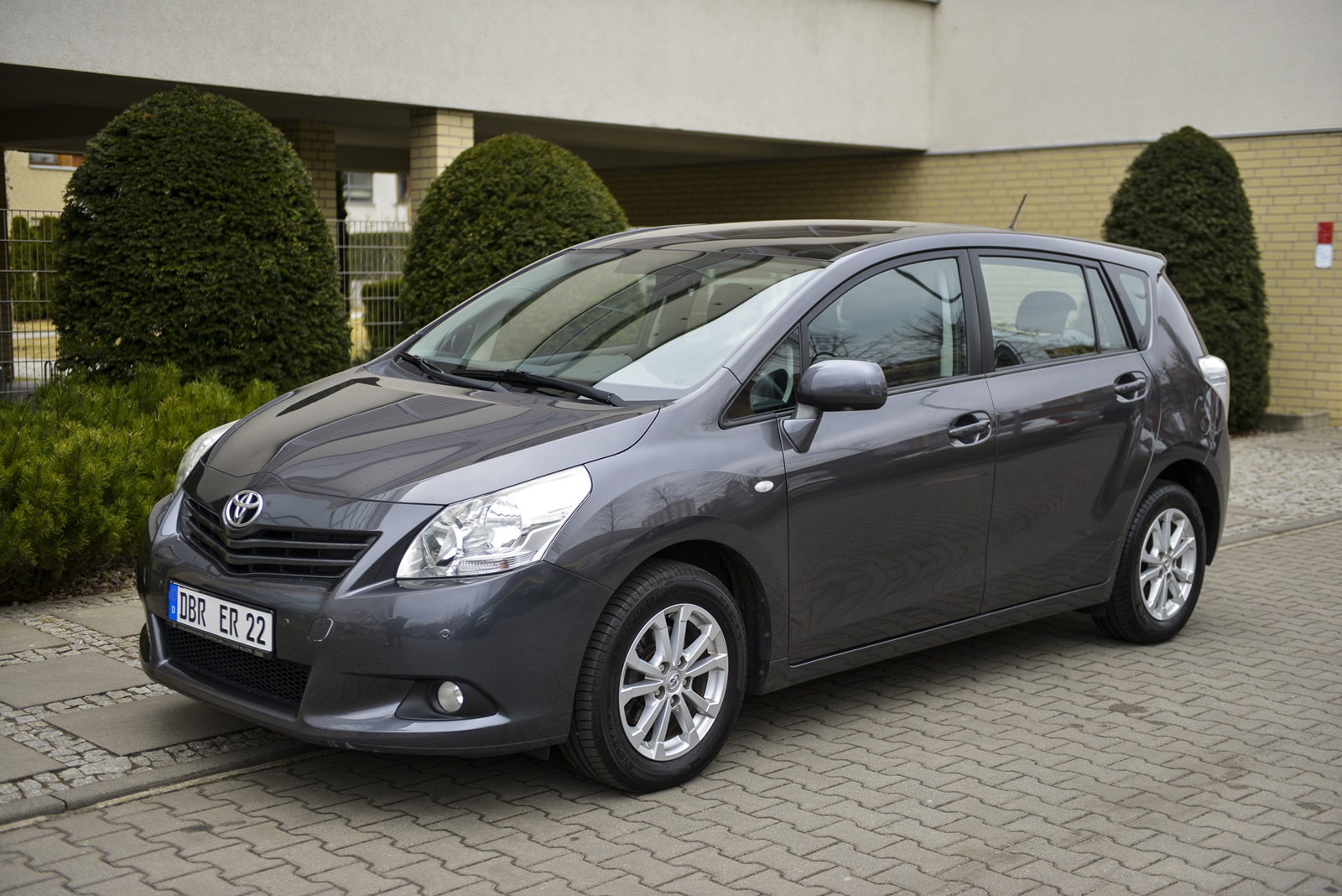 Toyota Verso 2