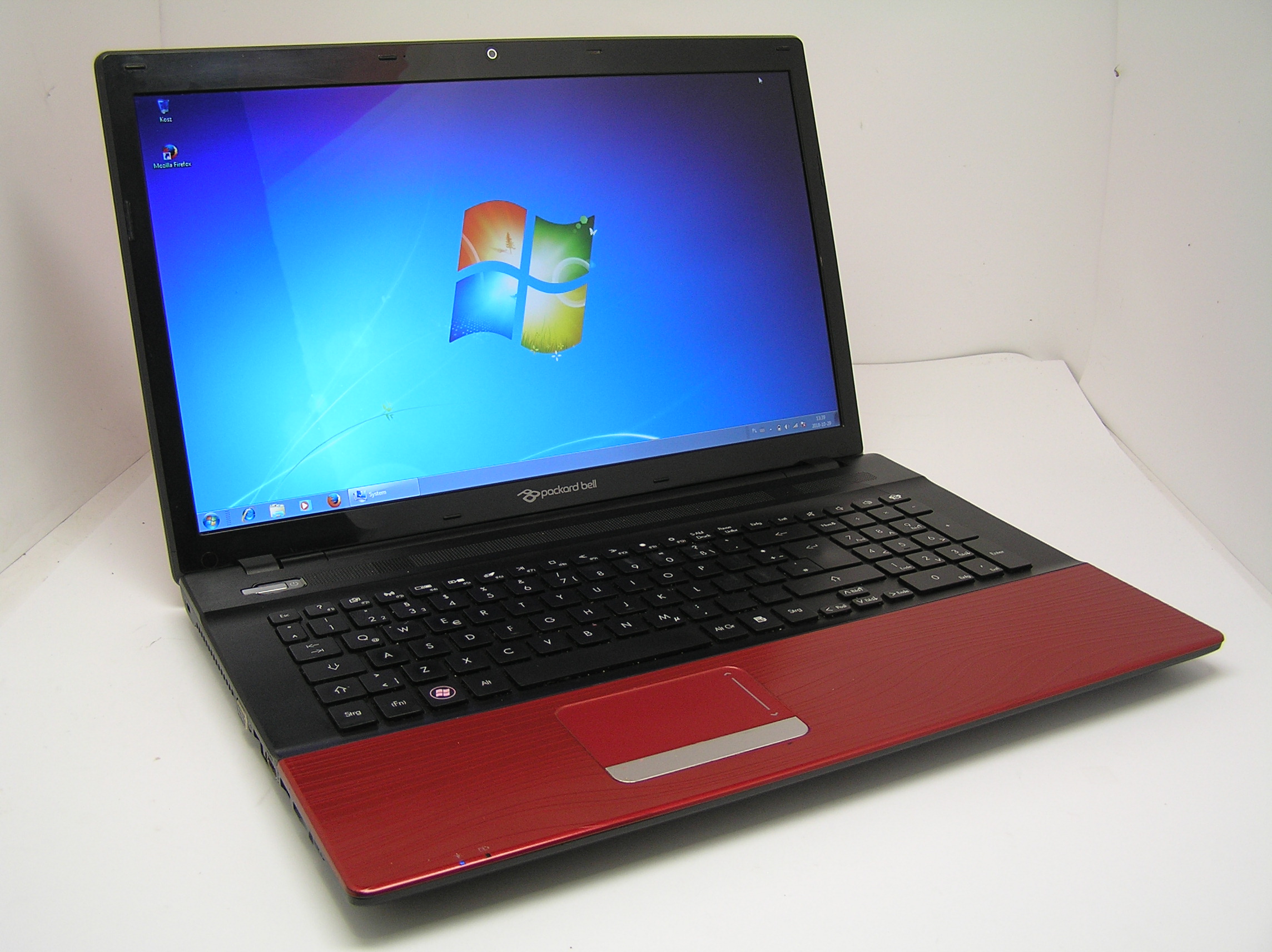 Ноутбук packard bell что за фирма