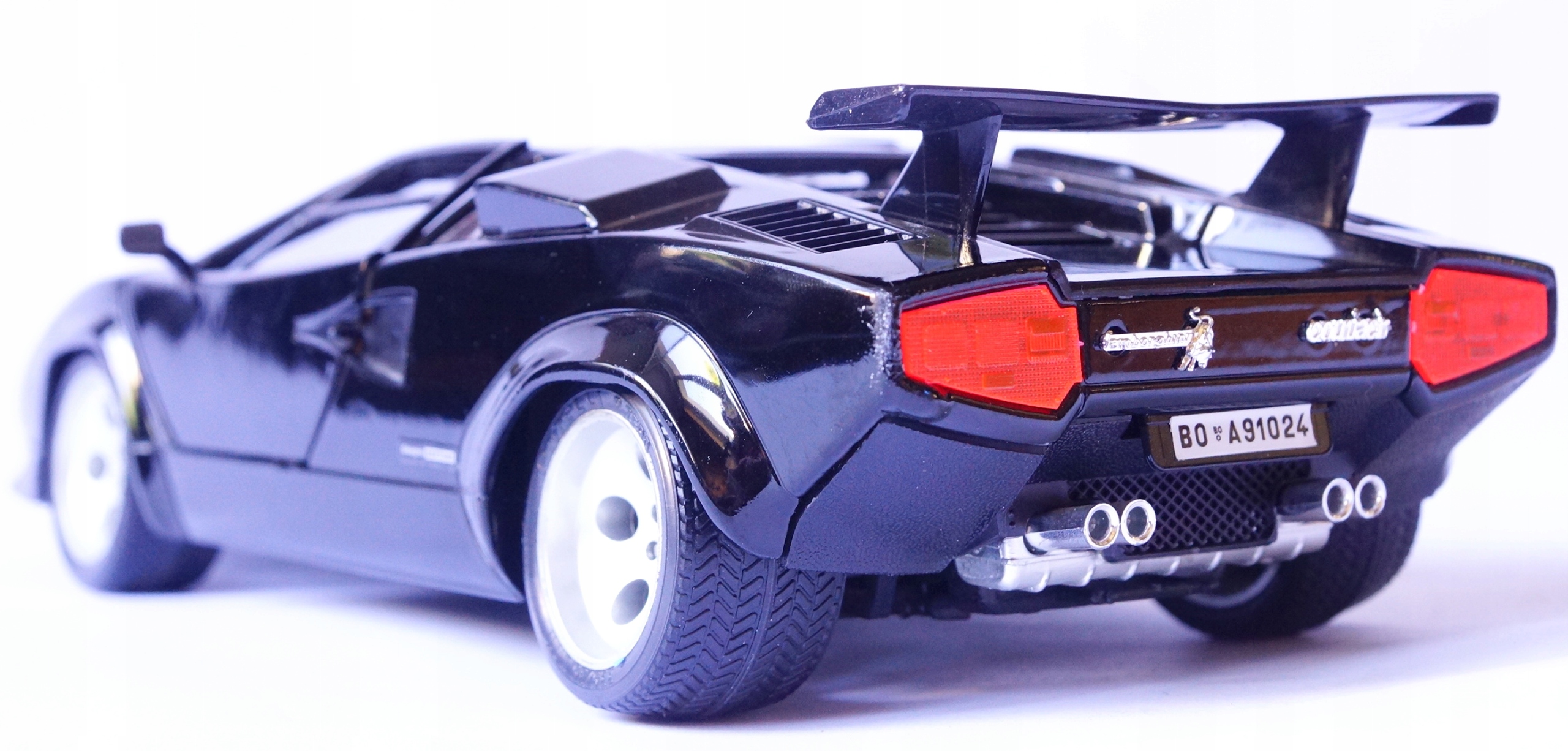 Bburago lamborghini countach