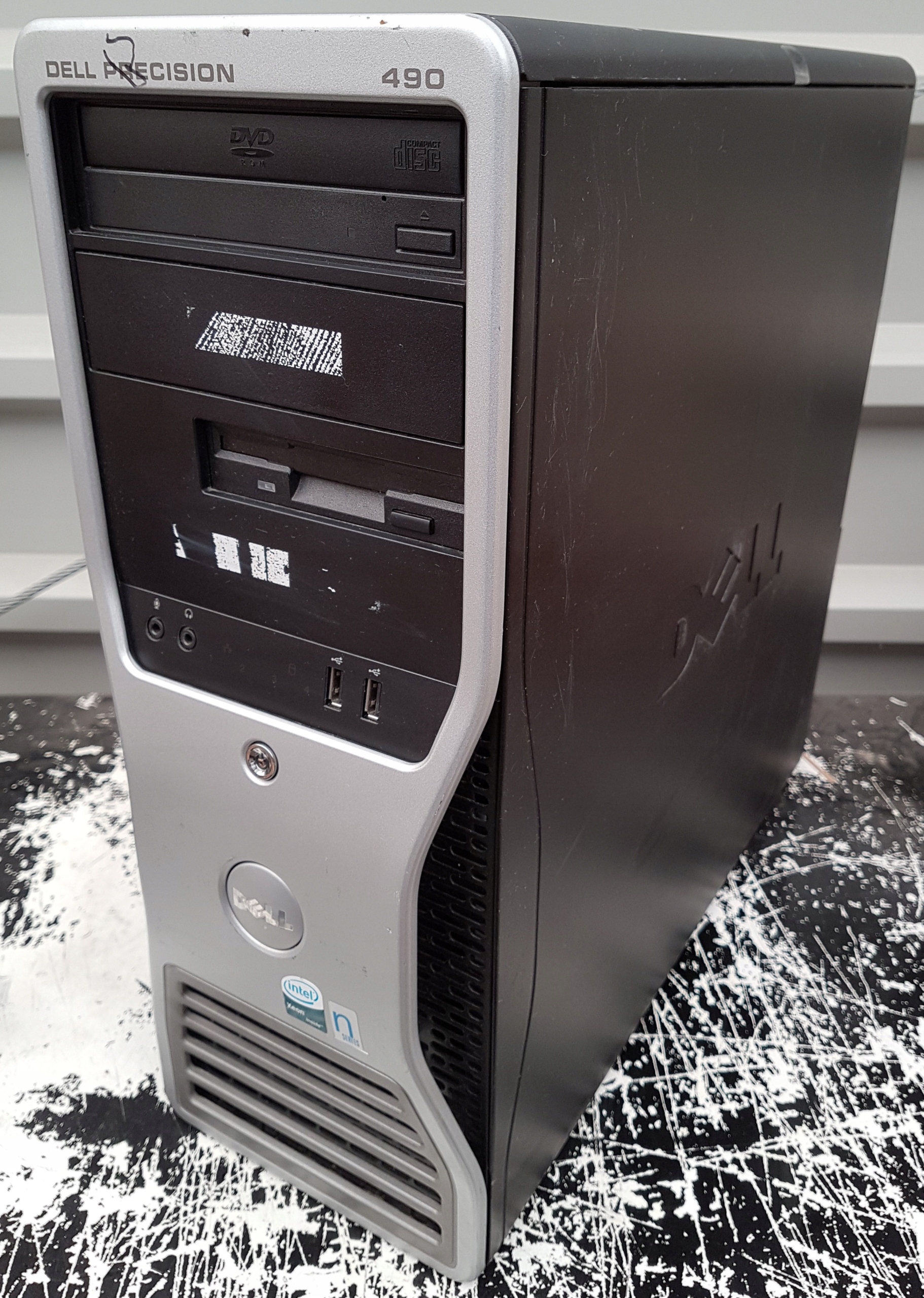 DELL Precision Work Station 490 2 x Xeon E5345 7598003272 oficjalne
