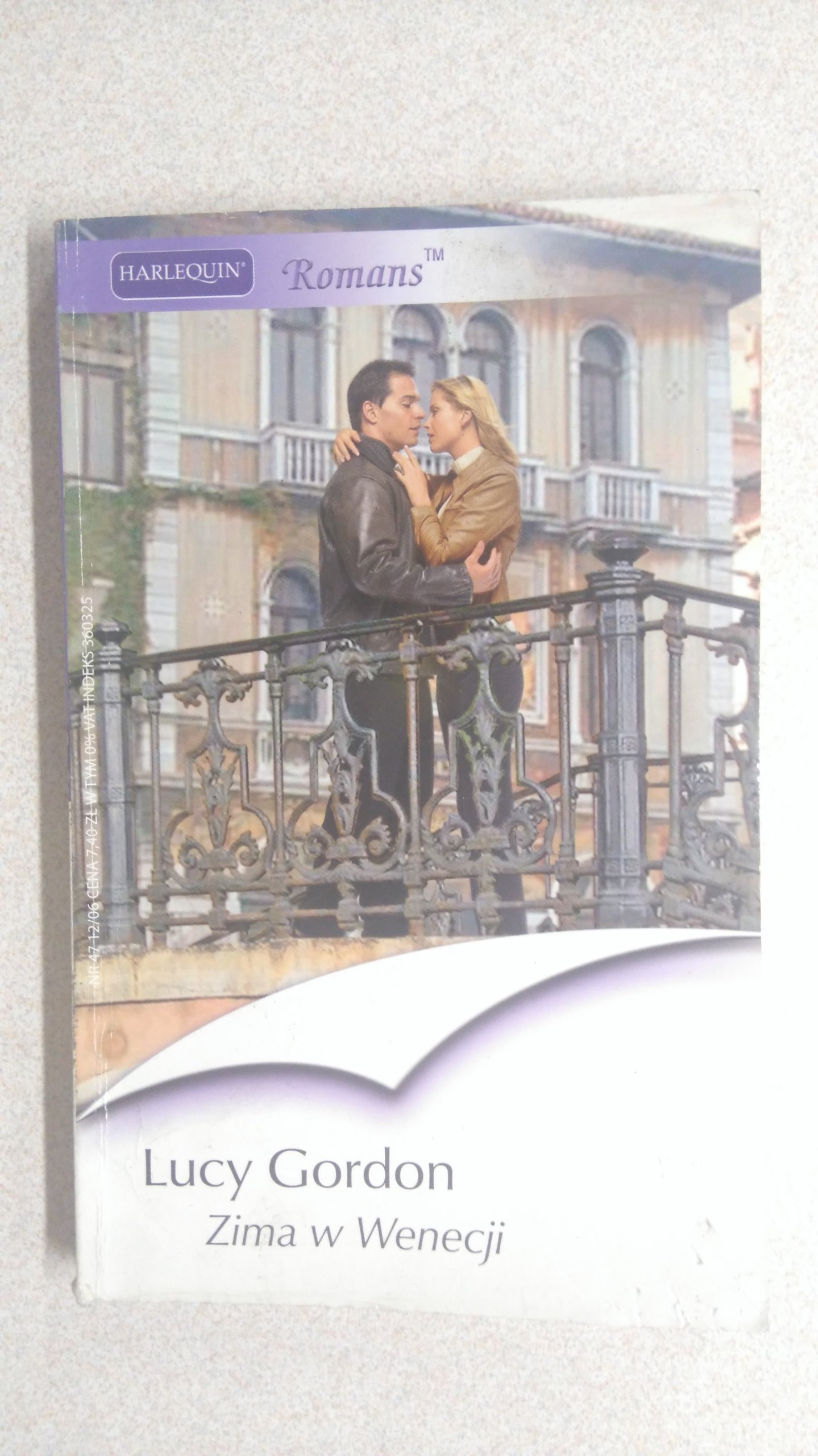 Znalezione obrazy dla zapytania Zima w Wenecji Autor: Lucy Gordon