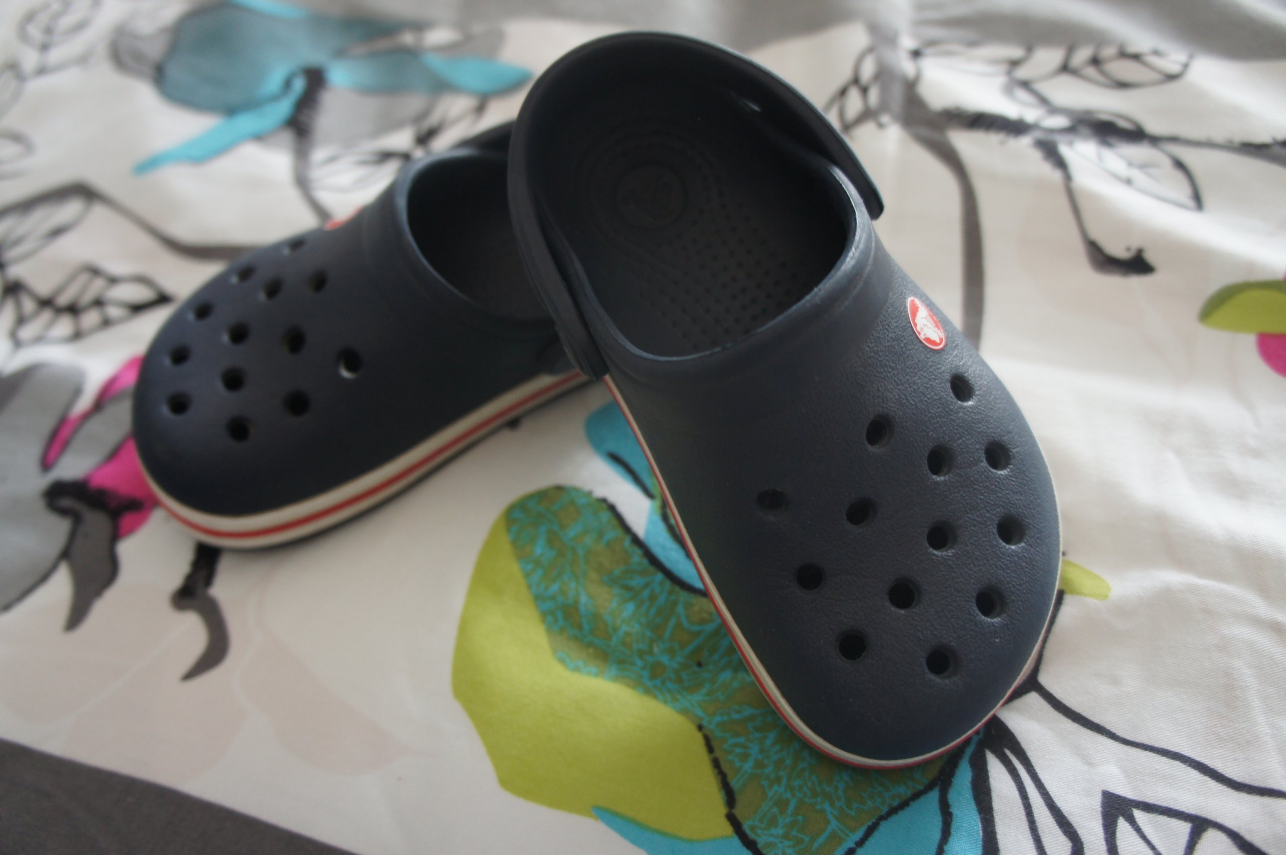 crocs 6 c 7