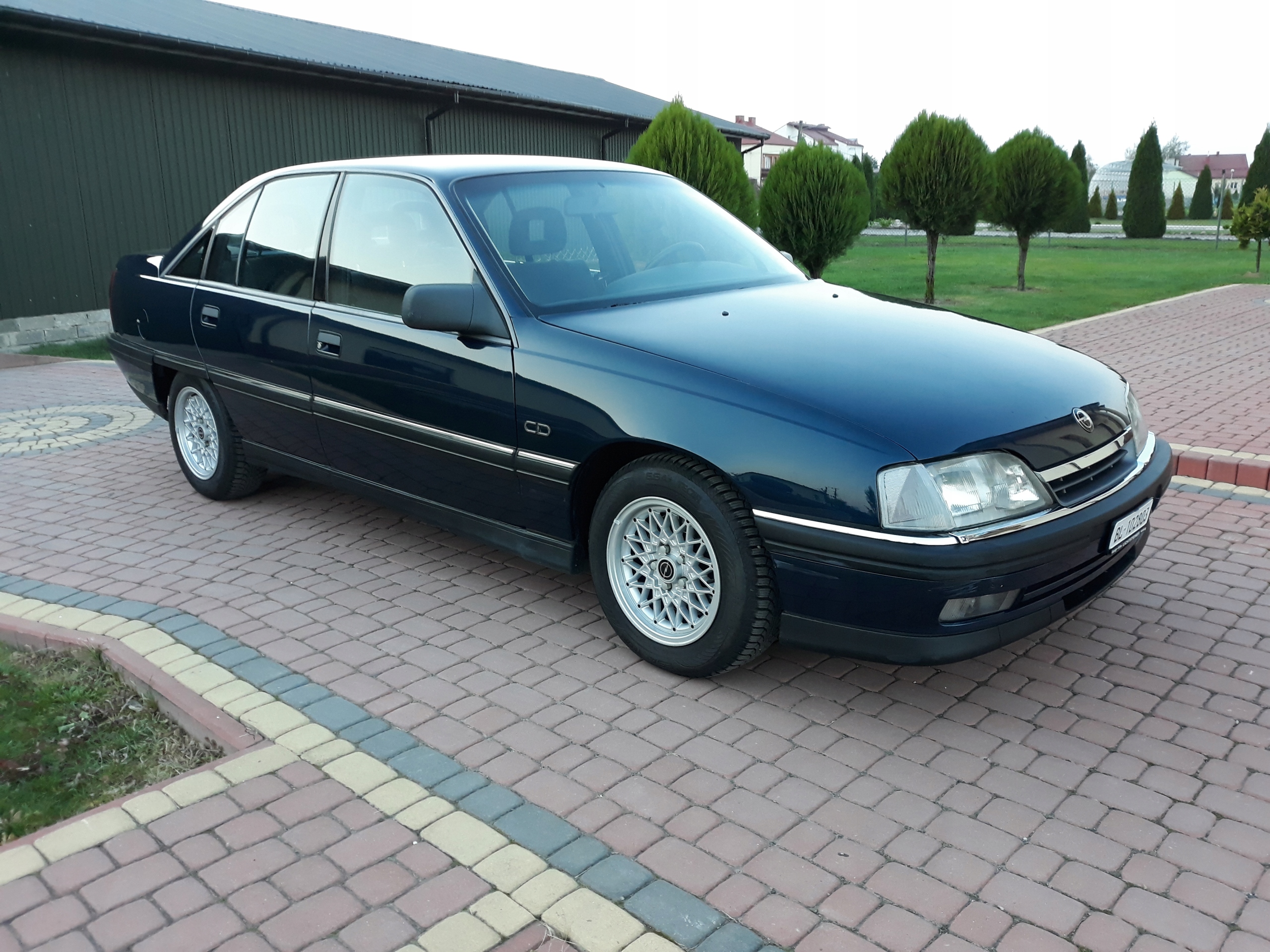 Opel omega 1990