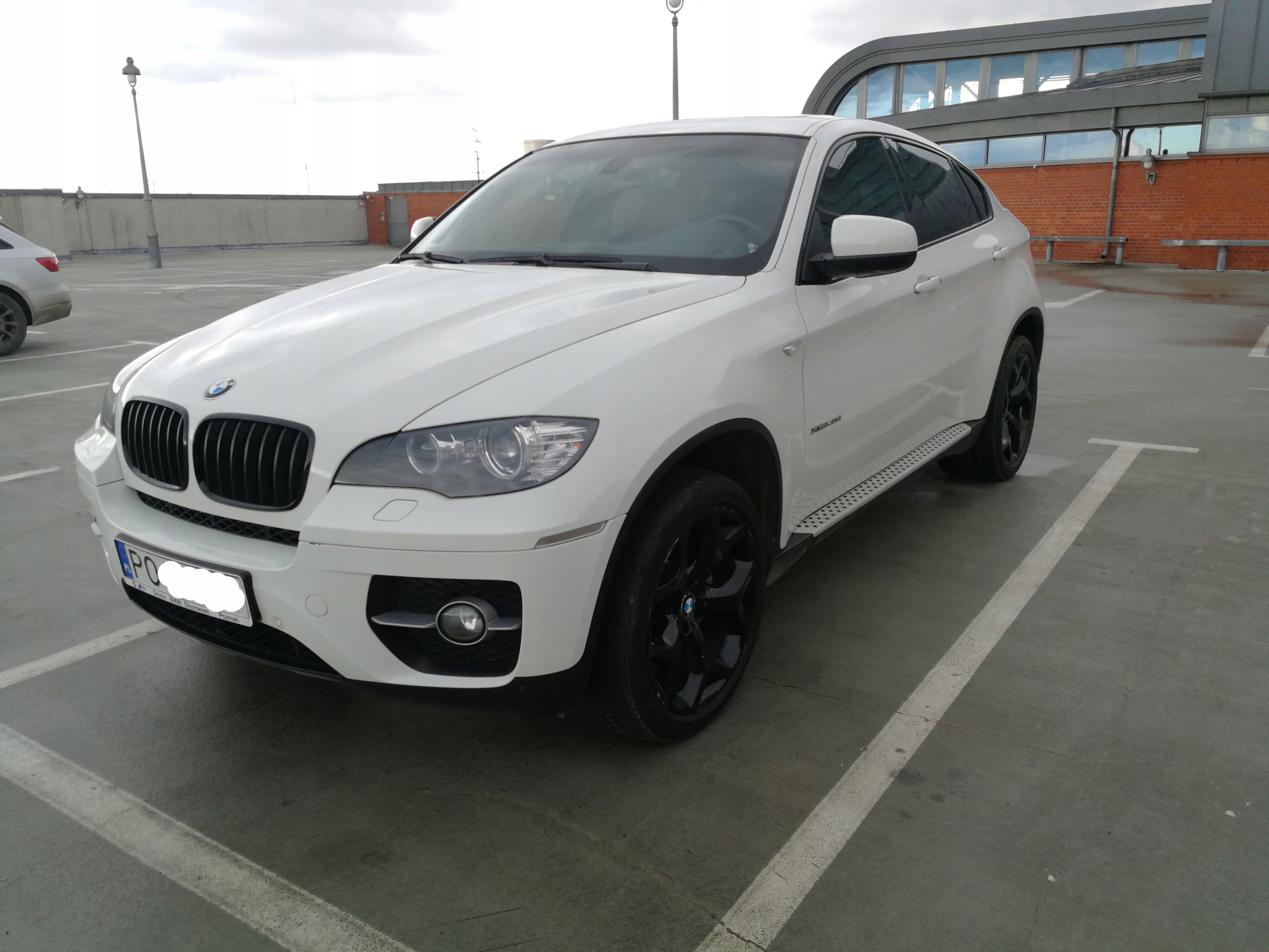 Bmw x6 salon