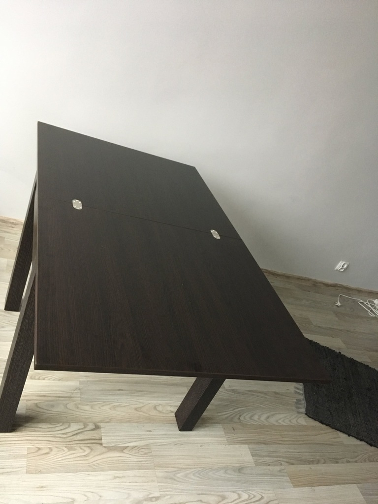 Stół rozkładany Cleo laminat wenge plus sofa ro