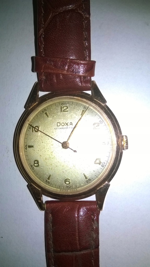 Zegarek DOXA złoty