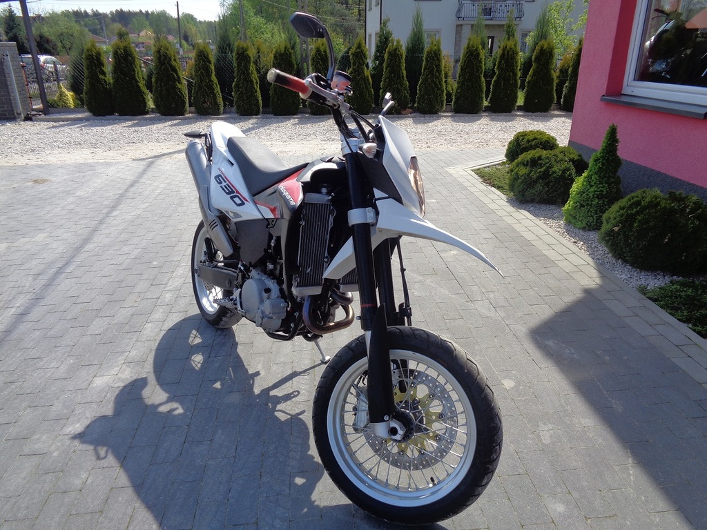 Husqvarna SMR 630 SMS 630, na kat. A2  z 2012 roku