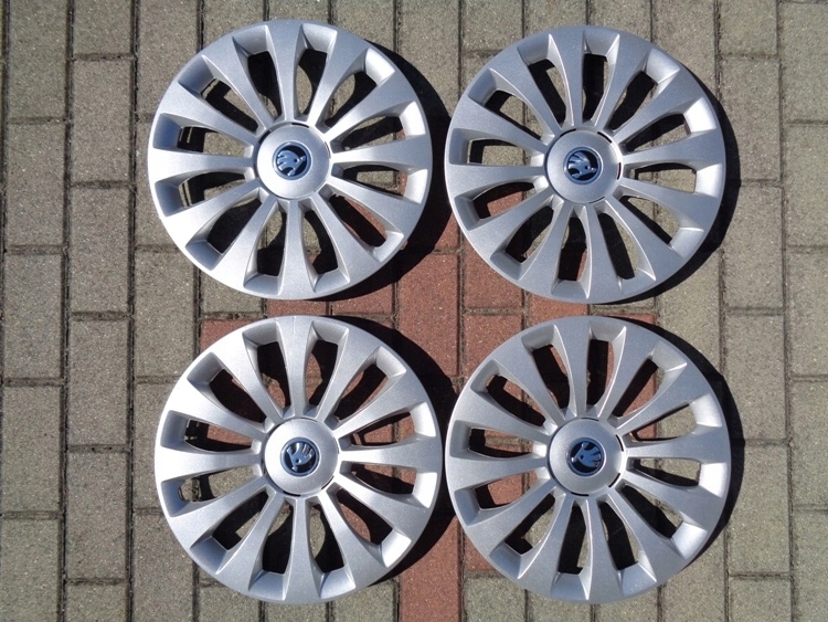 ORYGINALNE KOŁPAKI SKODA 15 CALI RAPID FABIA