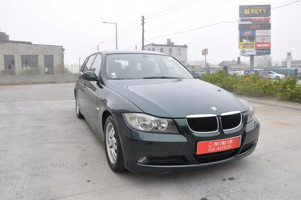 BMW 320 klimatronik - poprawki lakiernicze -