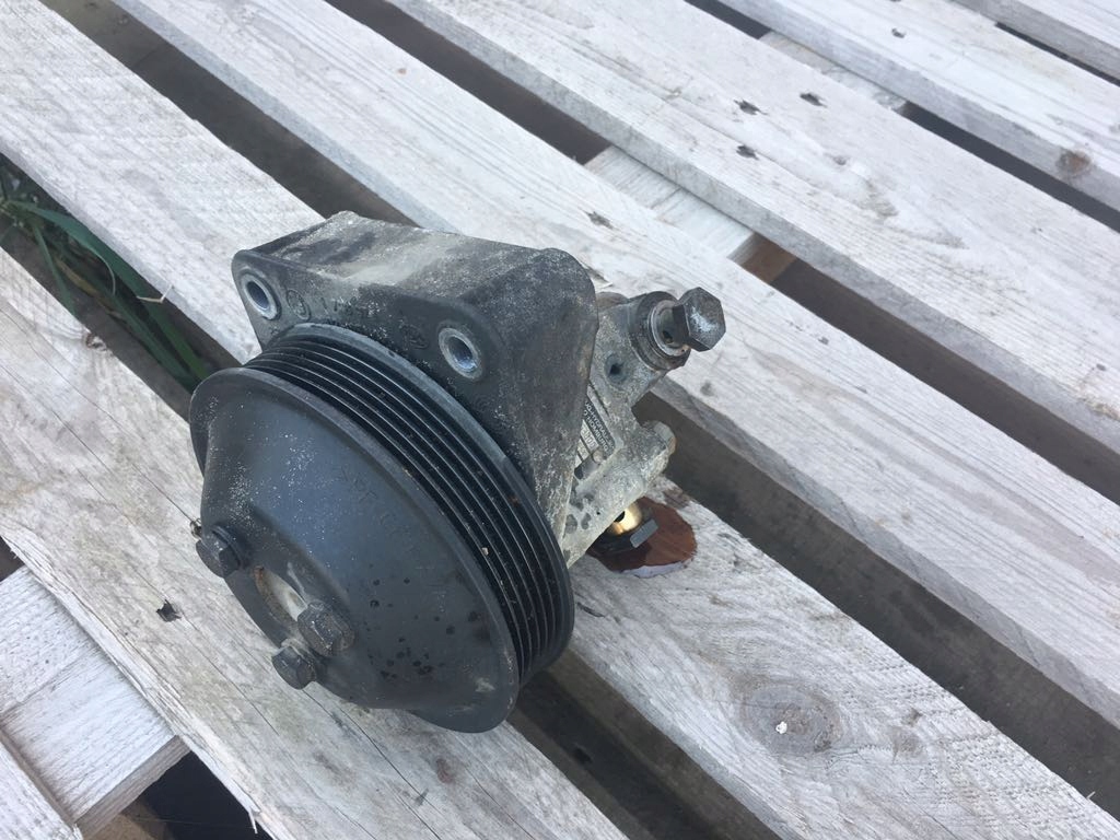 Pompa wspomagania BMW e34, e36 m50, 130bar