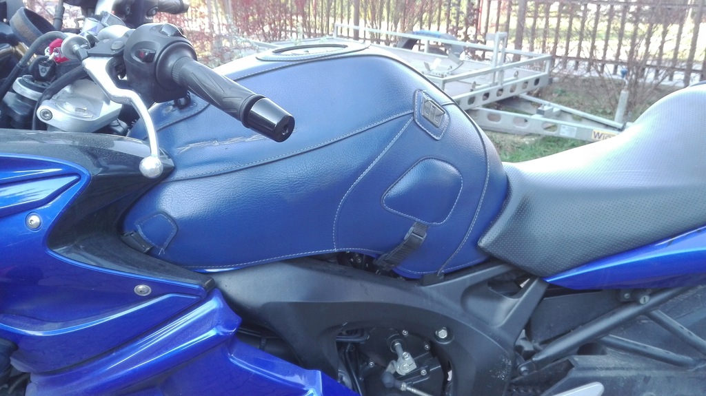 SKÓRA NA ZBIORNIK BAK BAGSTER YAMAHA FZ6 FAZER 04-