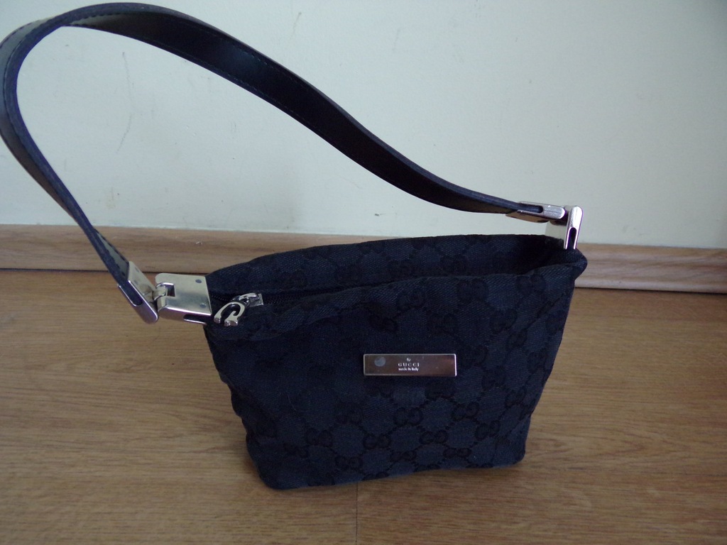 GUCCI MADE IN ITALY MAŁA TOREBKA CZARNA