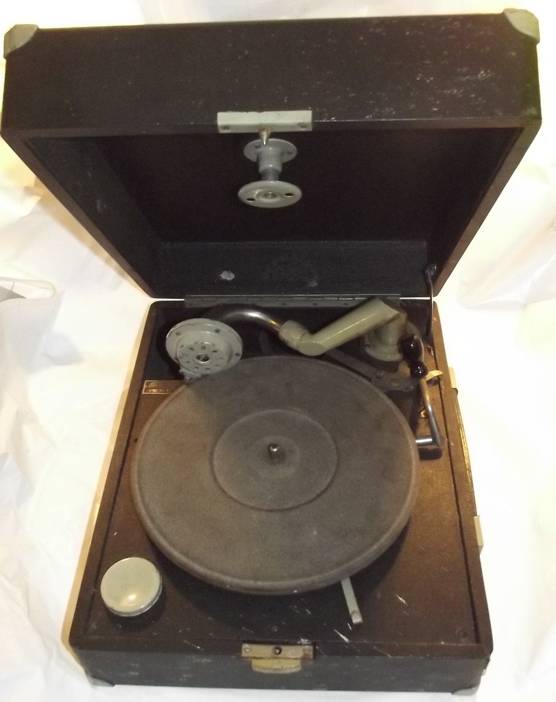 Patefon Supraphon GP 03