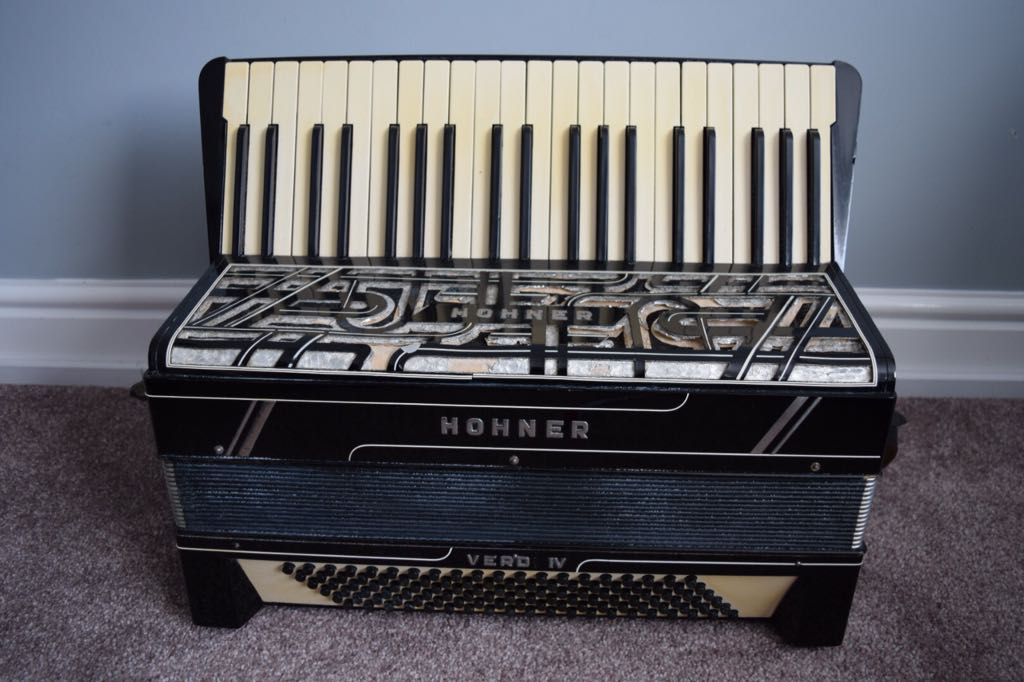 Hohner verdi deals iv