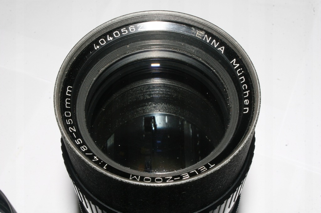 Enna Munchen F4 85-250 M42 Jak nowy! sample