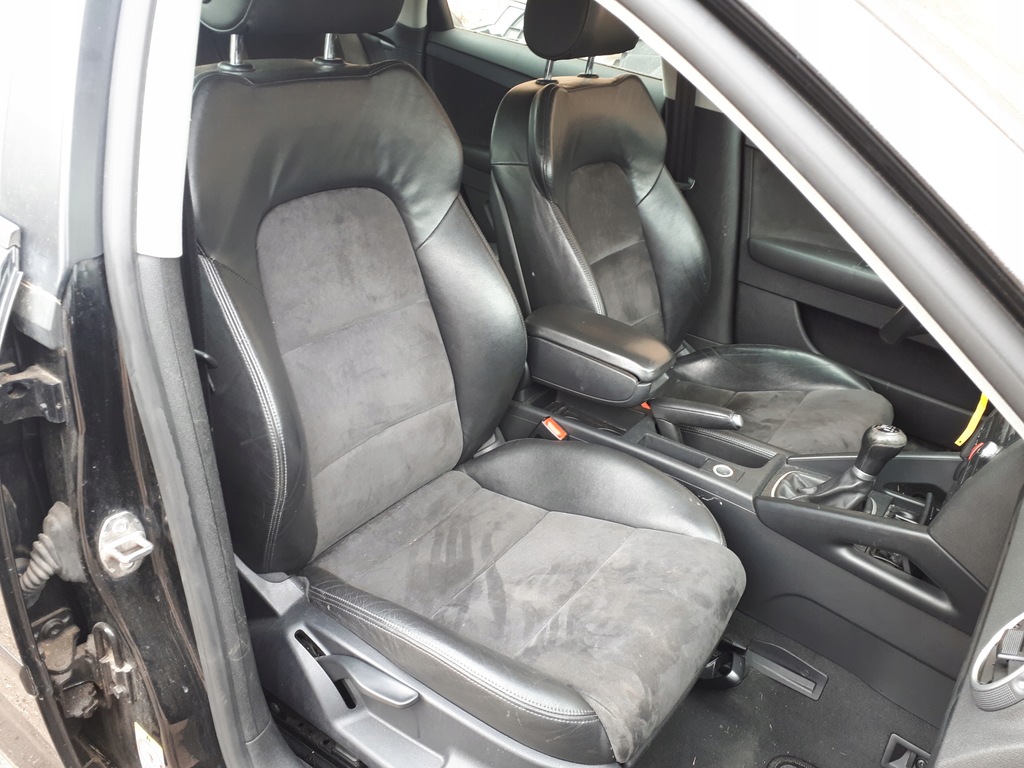 AUDI A3 8P LIFT SKÓRY ALCANTARA FOTELE KANAPA KOMP
