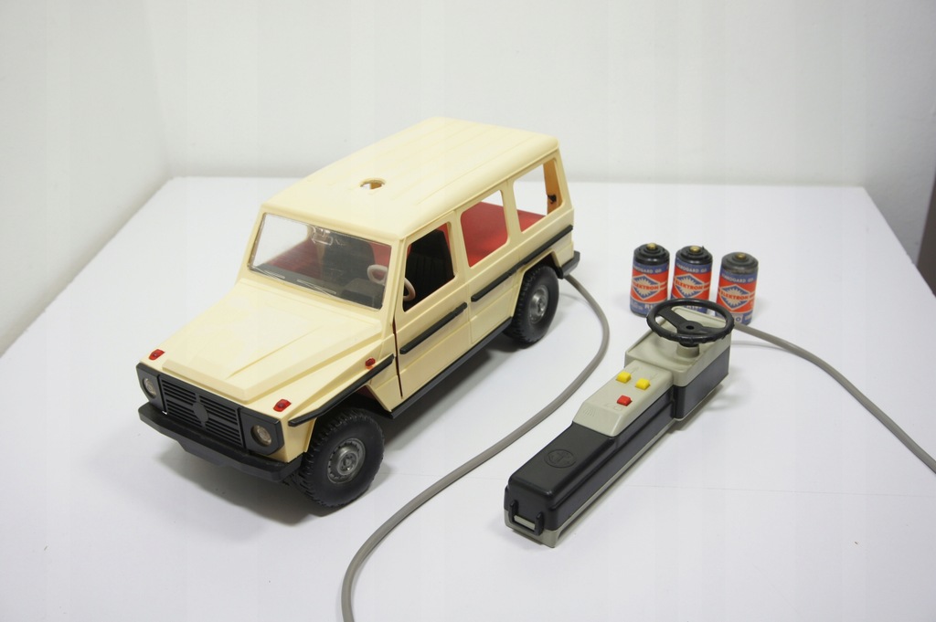 Samochód na Kabel puch g Mercedes G DUŻY PRL