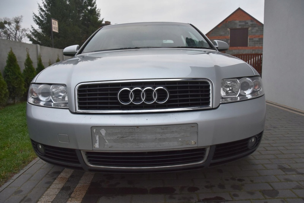 AUDI A4 B6 2001r. ZDERZAK PRZÓD PRZEDNI LY7W